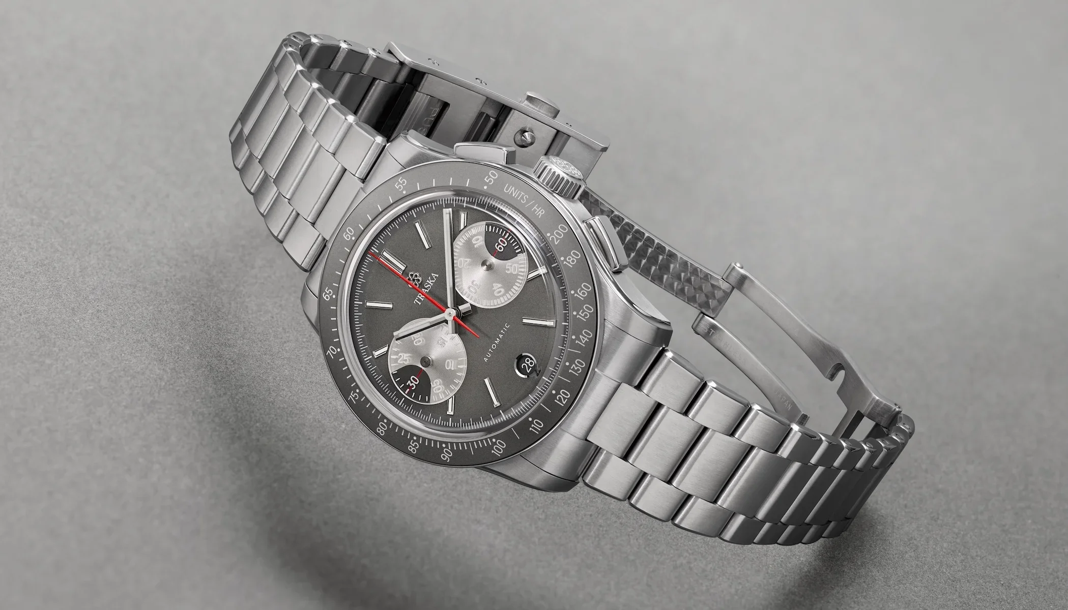Max_Resnick_Design_TRASKA_Chronograph_1.webp