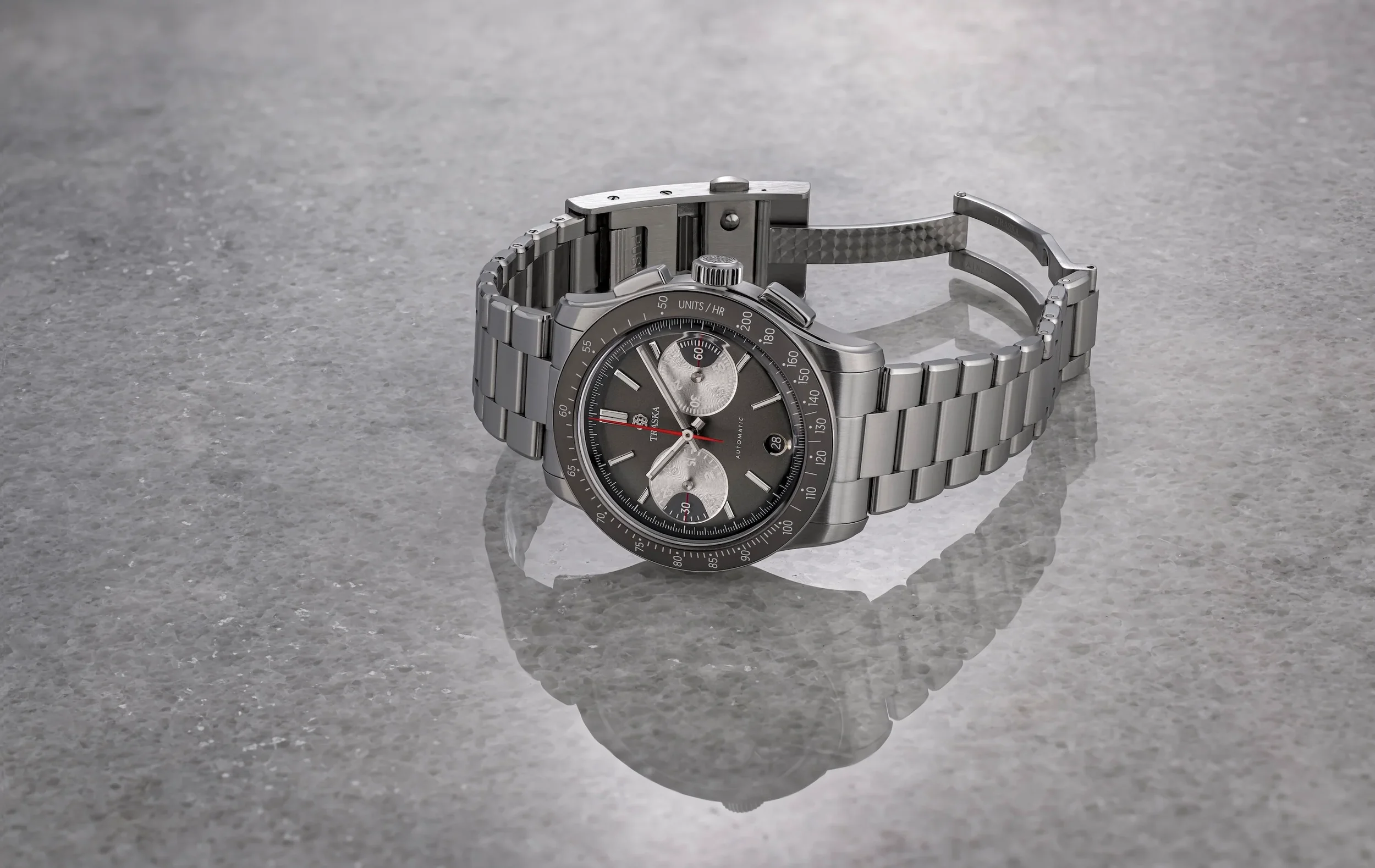Max_Resnick_Design_TRASKA_Chronograph_4.webp