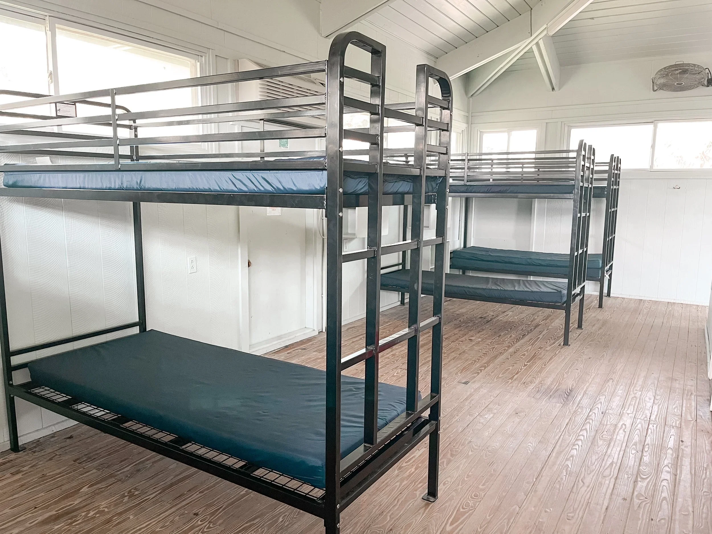 Cabin Bed- 3 nights + Meals