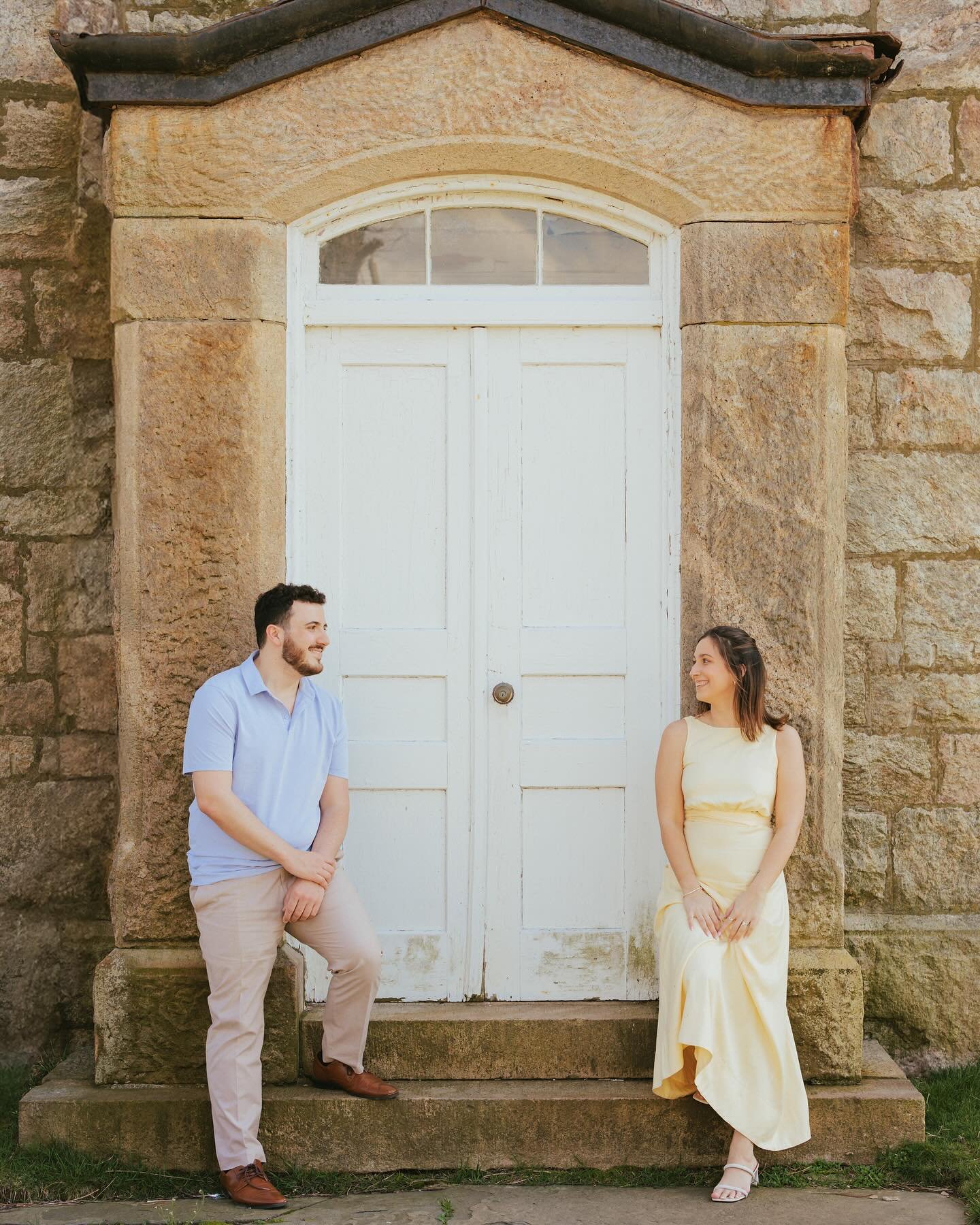 Alexa and Anthony&rsquo;s engagement session was a delightful dance of smiles, stolen glances, and endless joy. 🌻💍

#LongIslandWeddingPhotographer
#LIWeddingPhotography
#LongIslandBride
#NYWeddingPhotographer
#LongIslandLove
#LIWeddings
#LongIsland