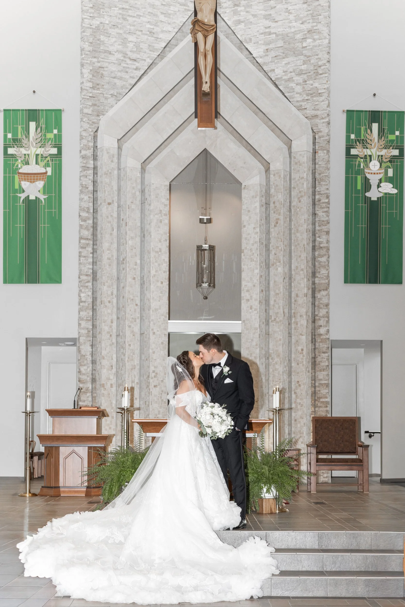 Bride and Groom at St. Kieran Catholic Church in Shelby Twp, Michigan