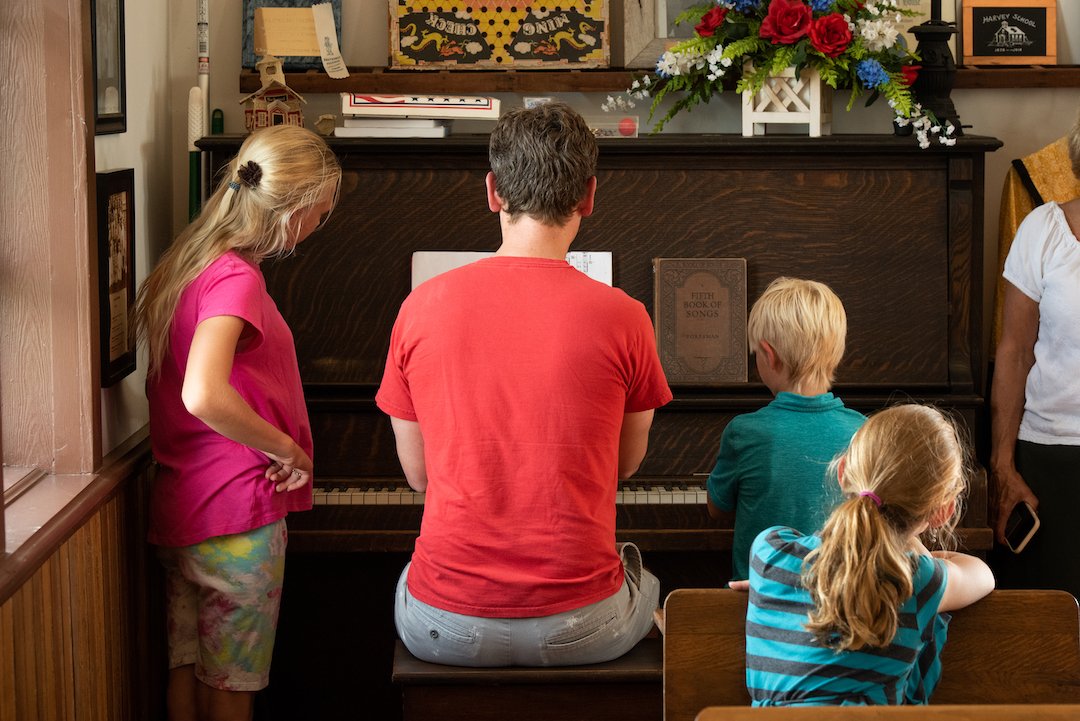 Family around the piano 