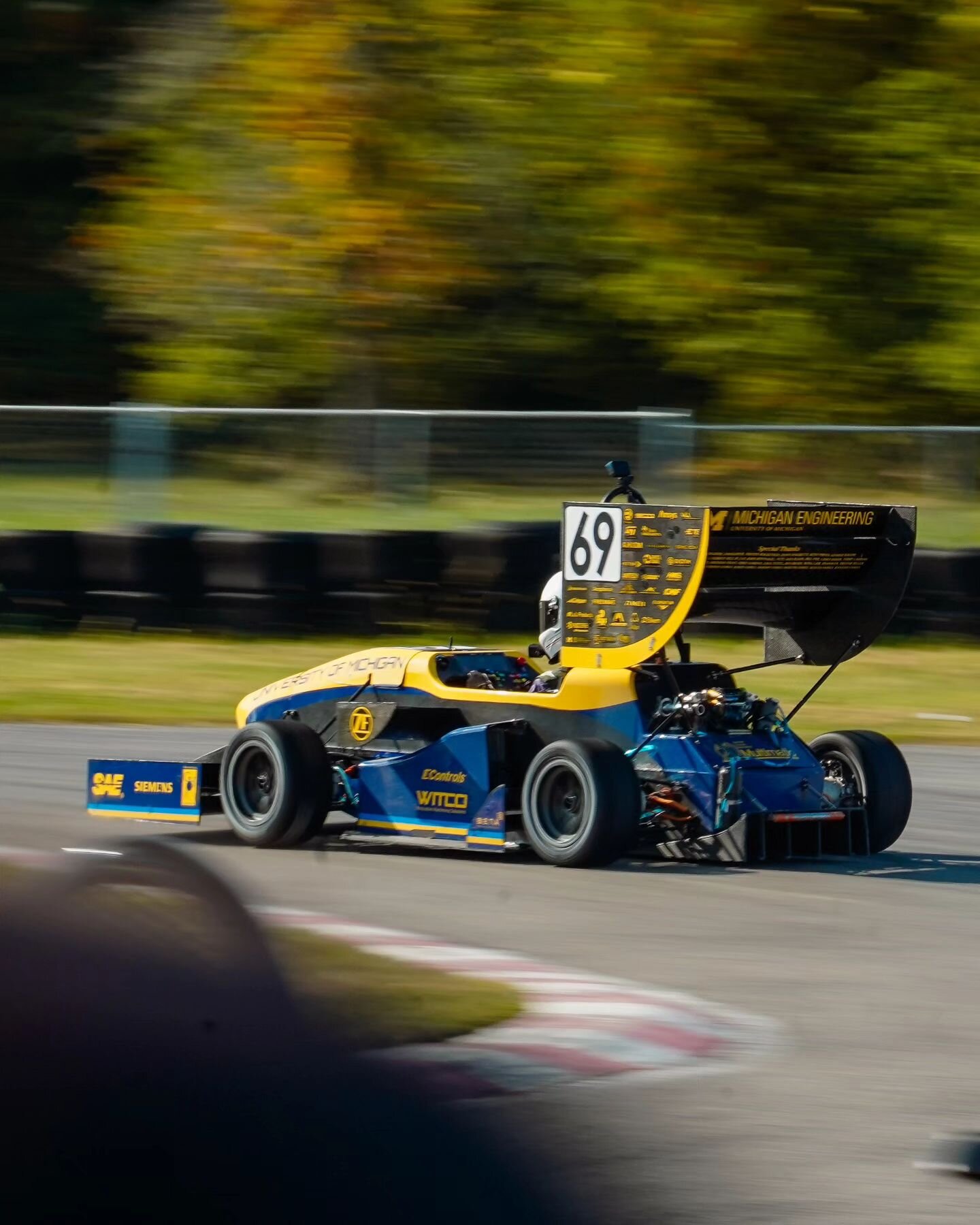 The Toronto Shootout marks the end of the MRacing competition season. Thank you @shootout.to for hosting!
.
@michiganengineering
@uofmichigan #fsae #goblue #formulastudent #racing #mracing