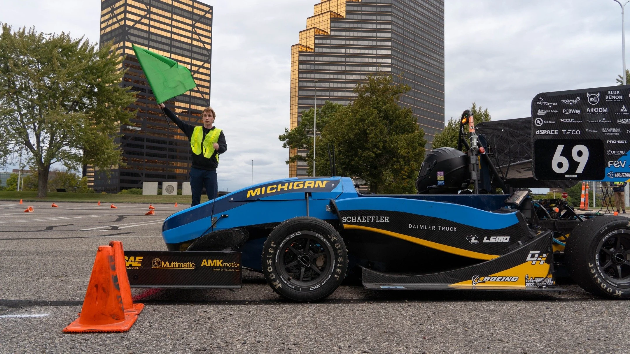 🥇 MRacing takes 1st Place! 🏆
Last month, our team competed at the Lawrence Tech Shootout and proudly brought home the top spot.
A huge thank you to Lawrence Technological University for hosting and to Schaeffler for sponsoring such an incredible