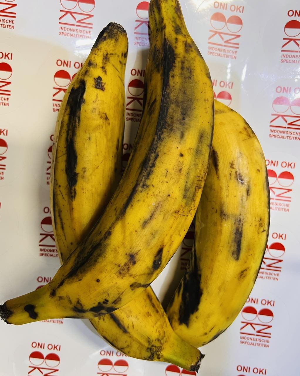 Vandaag bakt Oni Pisang goreng!
&euro;1,75 per stuk OP=OP
Beschikbaar vanaf 15:00
Wees er snel bij!!! 
(zaterdag 16-11 beschikbaar)
