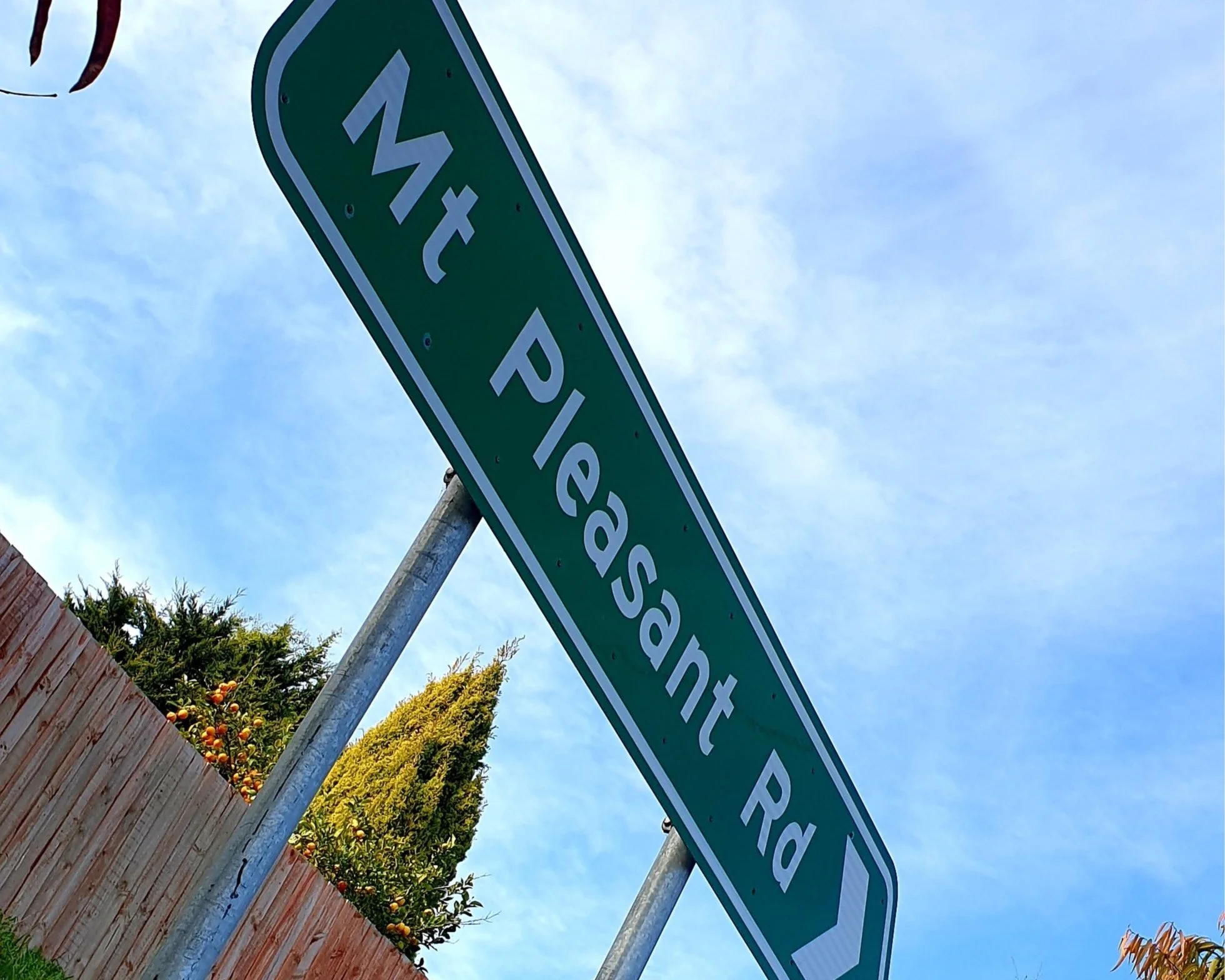 Mt Pleasant Rd Signage