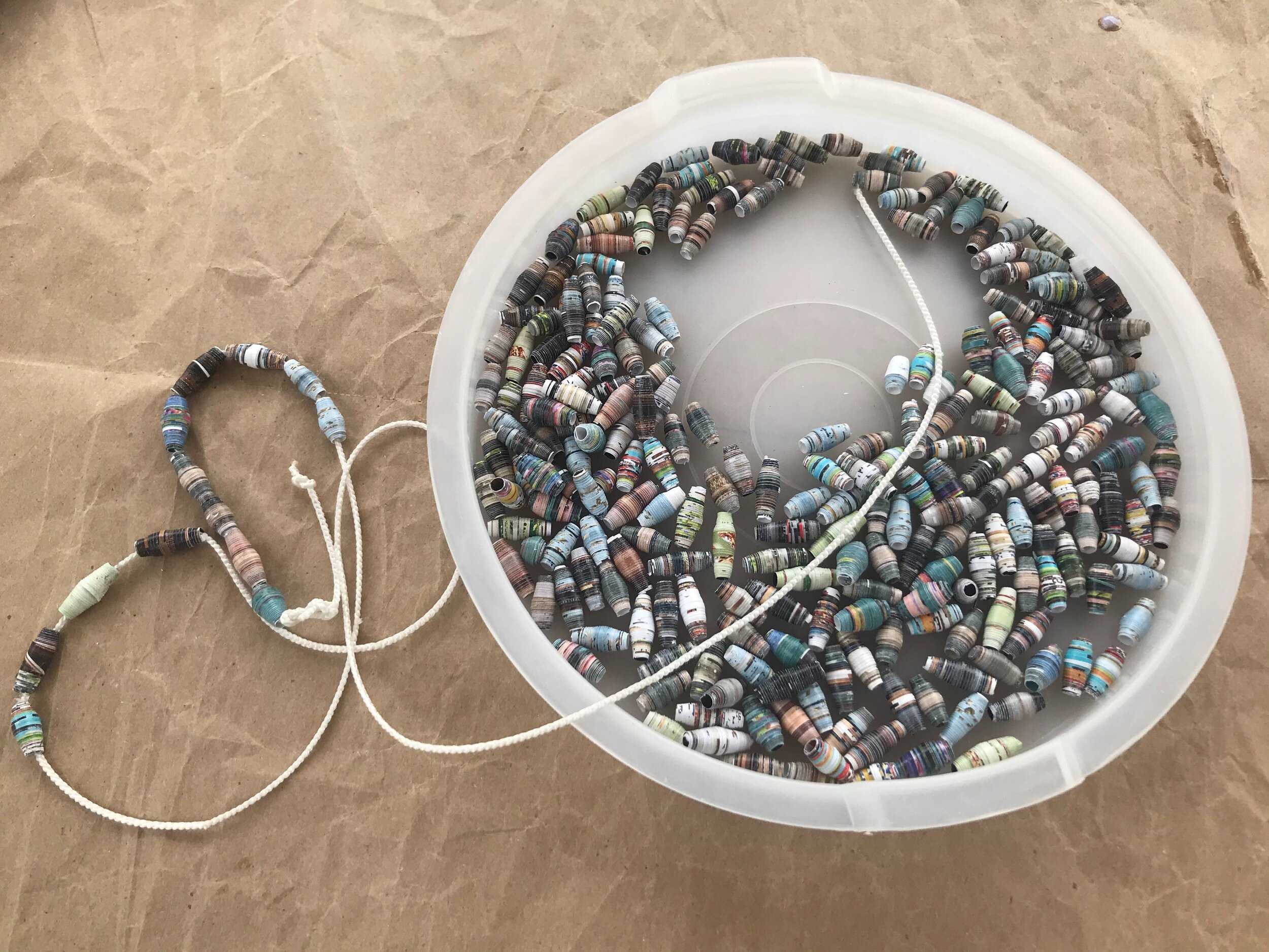 Tinker'N Take
Paper Beads
(Bracelet or Necklace)
