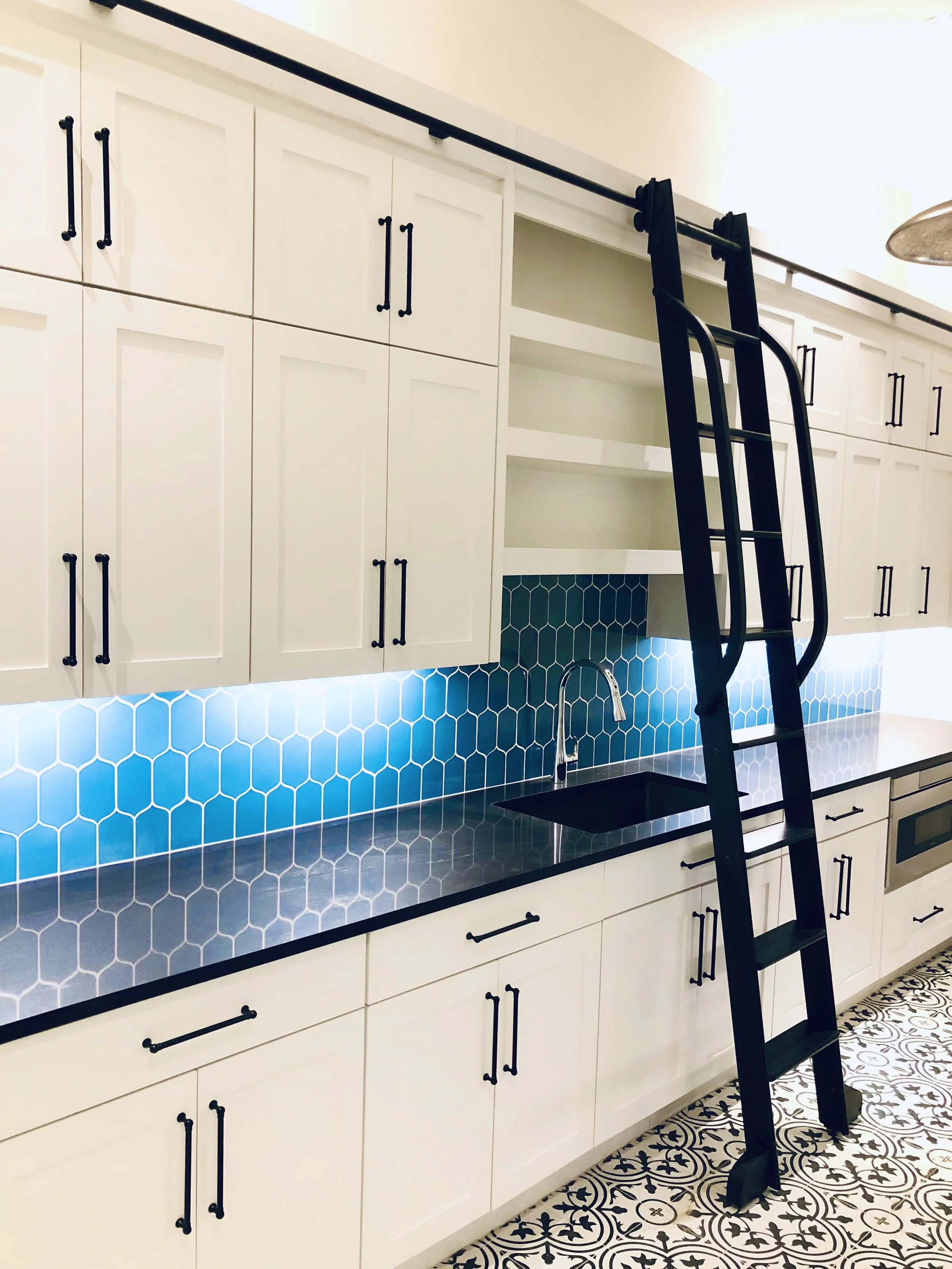 Pantry Ladder 05.jpeg