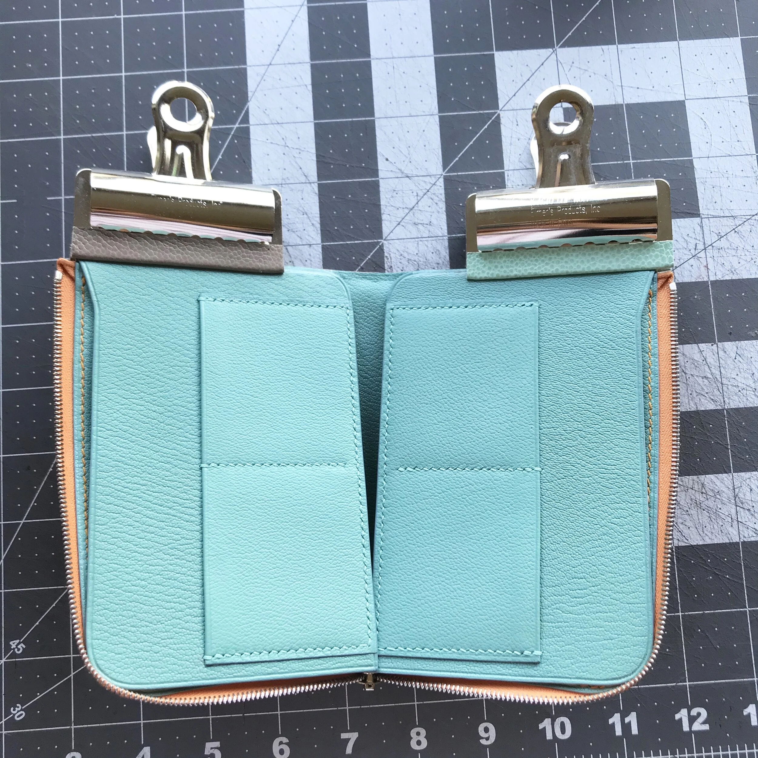 alligator wallet 5.jpeg