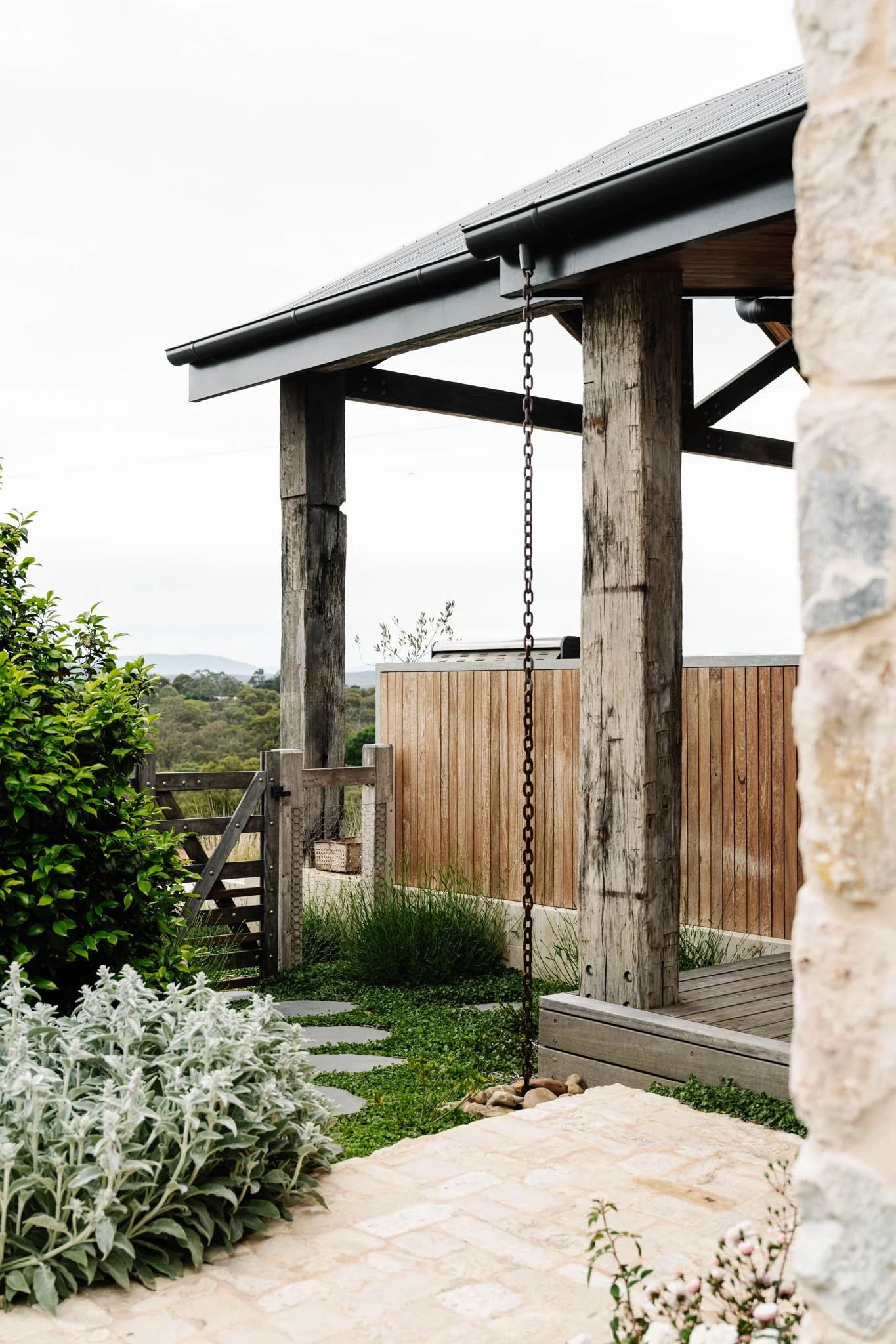 Kangaroo Ground_HeHe_low res-003.jpg