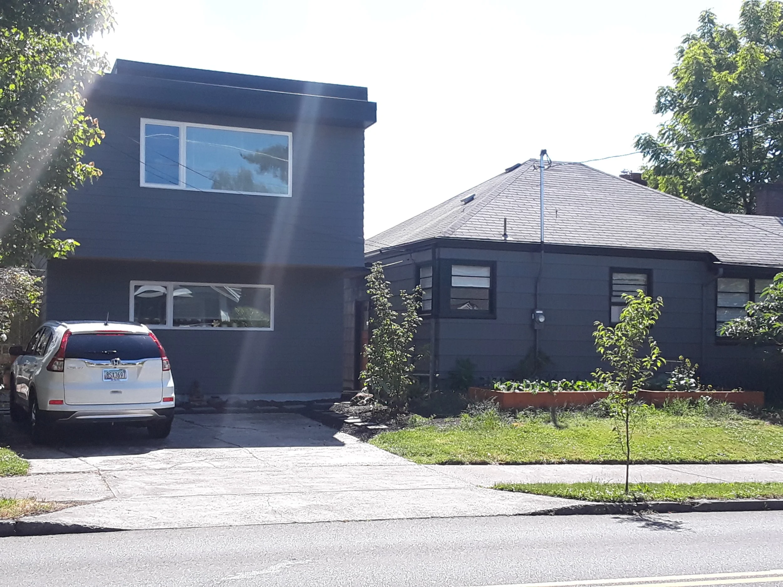 Exterior 2.jpg