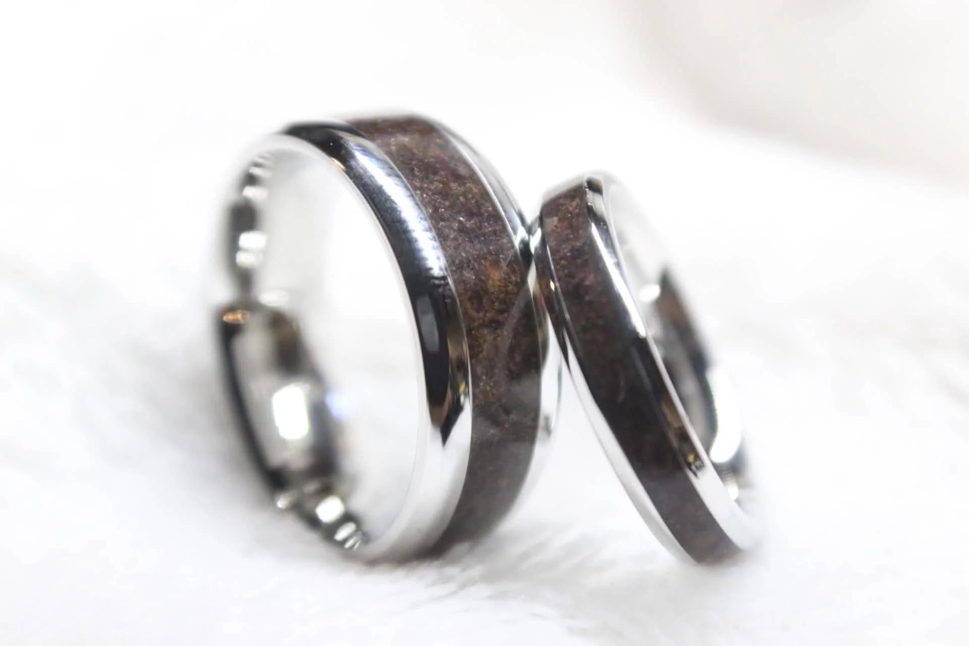 Garnet Inlay Band