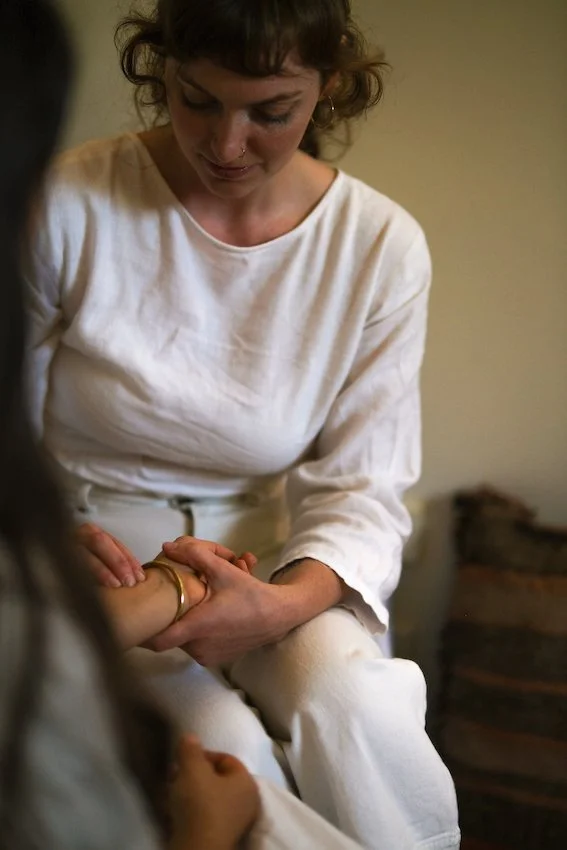 prema margot healing craniosacral, massage ,womb massage, fertility, pregnancy, rebozo, moxibustion,
