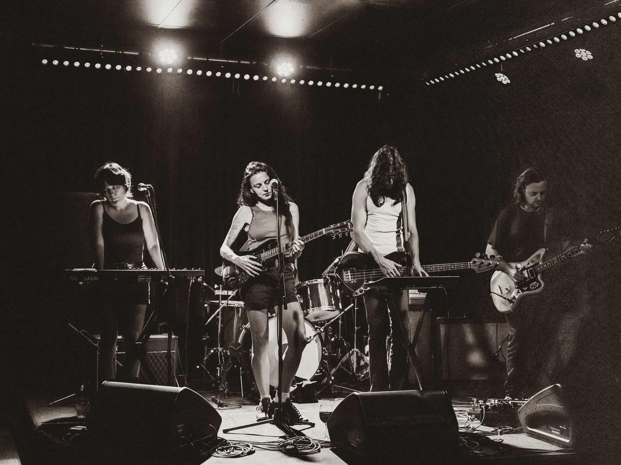 sydney iww studios james fear street photography newtown martin place christmas hyde park street photo streetshot (20).jpg