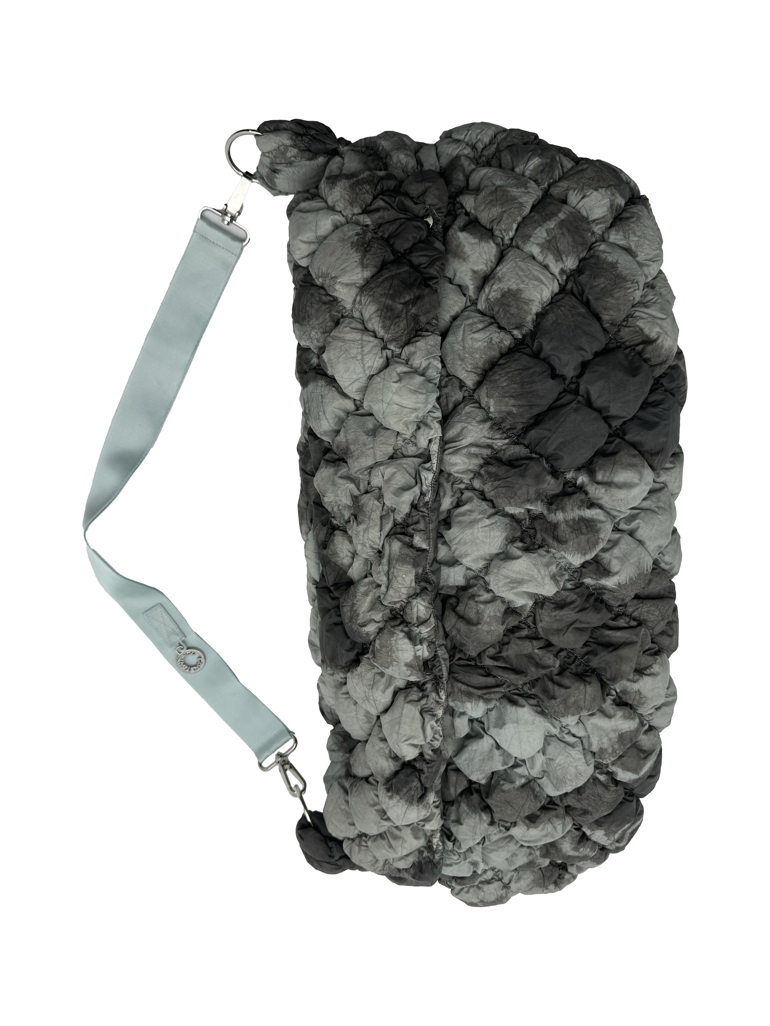 quilted messenger turq flat.jpg