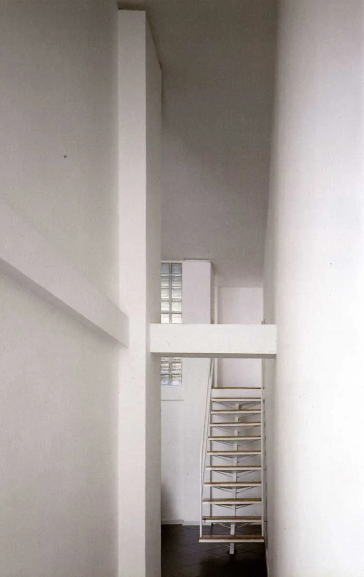 studio-002.jpg