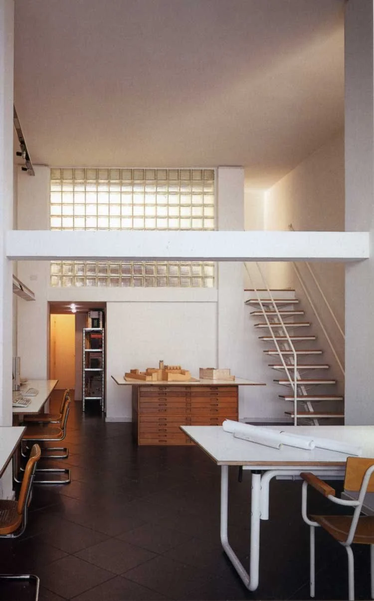 studio-004.jpg