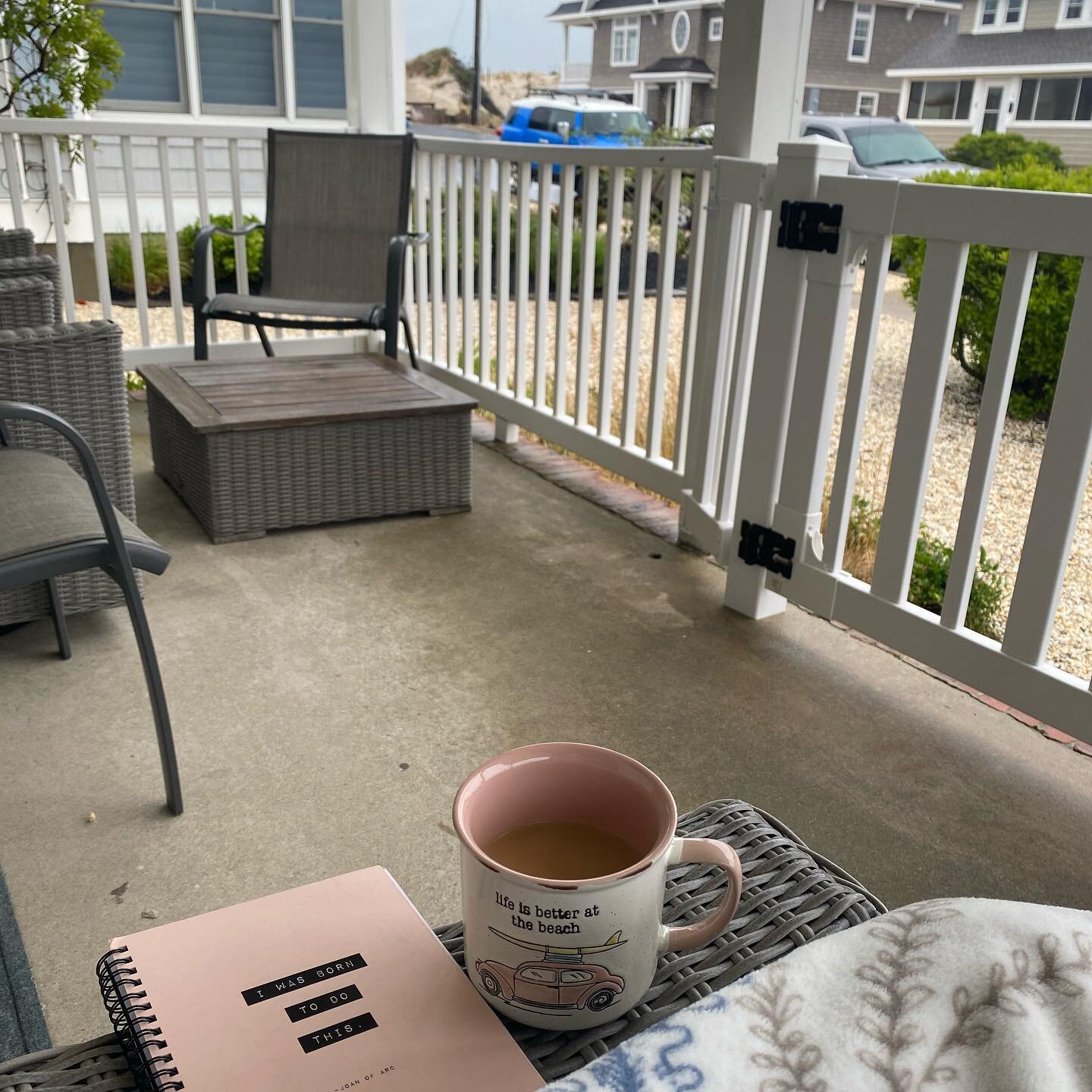 There is always, always something to be grateful for.

We do not have control over the circumstances that life throws our way. But we DO have control over our reaction to them. We get to choose our mindset.

As I sit on my peaceful porch near the bea