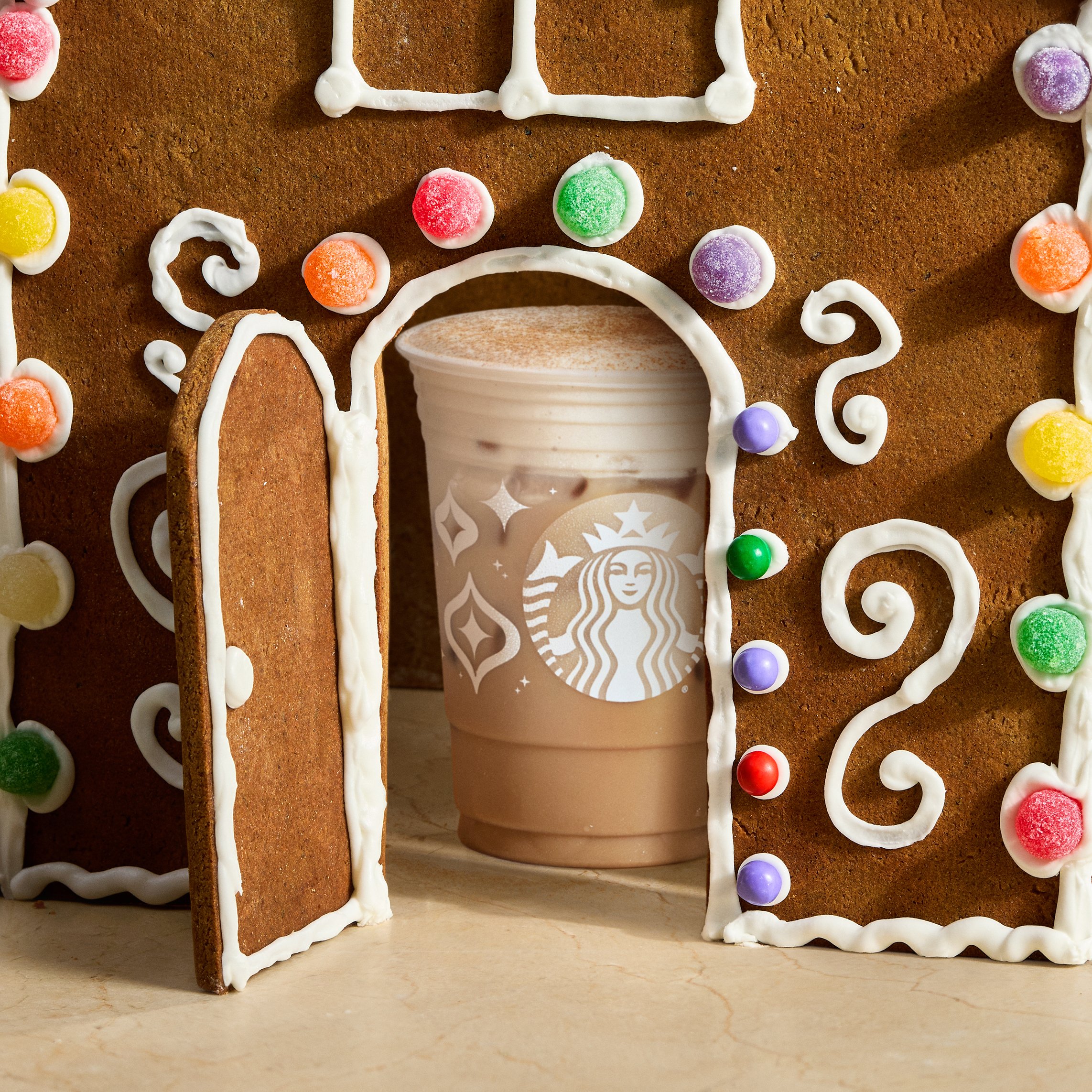 BSS_STB_HolidayFY24_GingerbreadHousewarming_1x1_FINAL (1).jpg