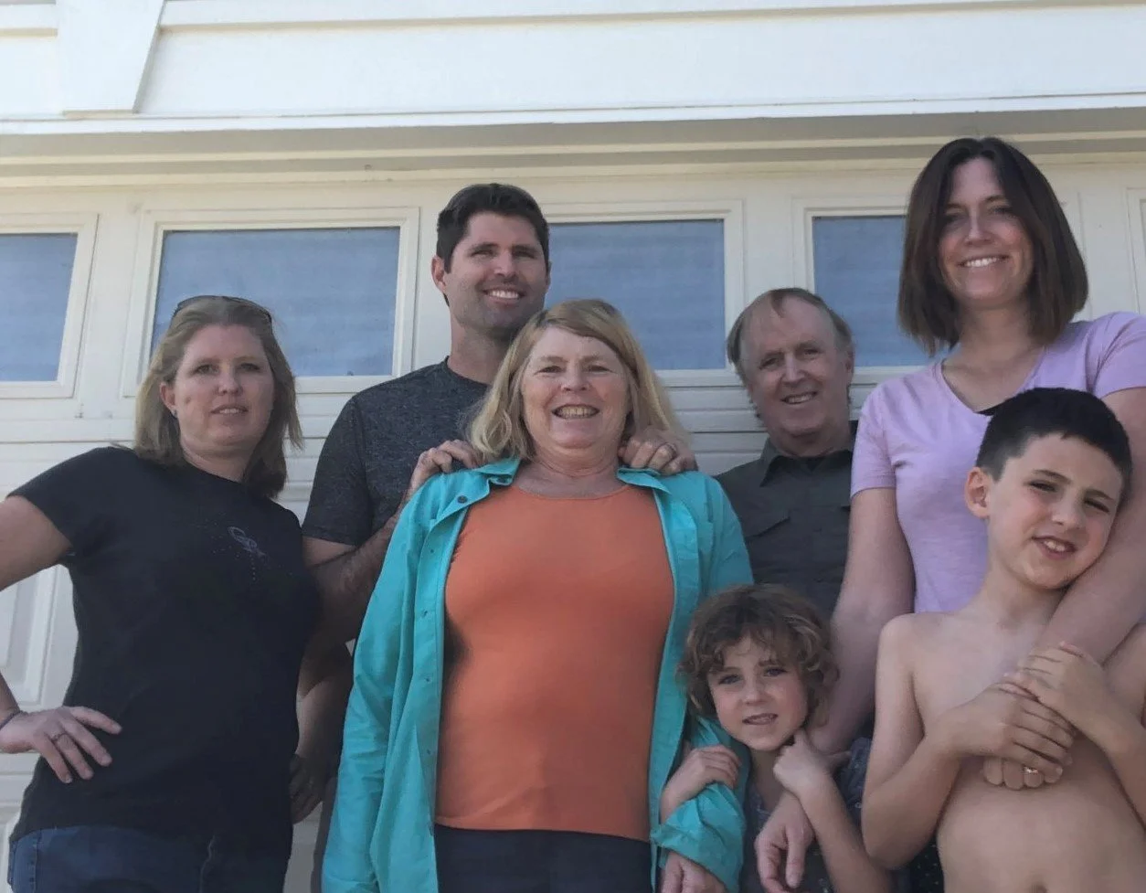 Heather Hills Hays - Jen Geyer, Brandon Hays, H and Greg Hays, Annika, Zoe and Dale Lanning
"