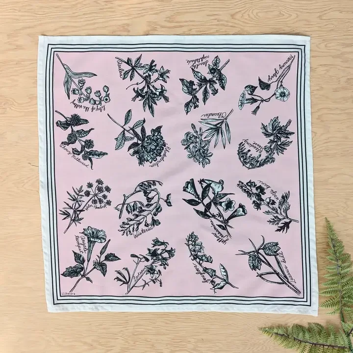 Bandana-Bloom Pink.webp