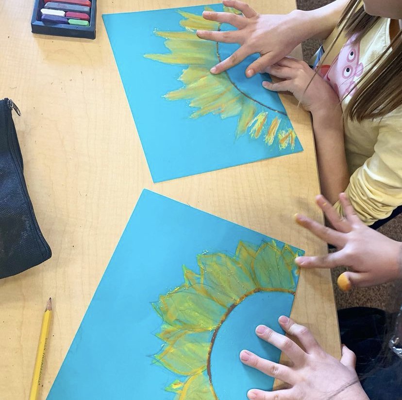 Autumn Sunflower Craft with Oil Pastels - Projects with Kids