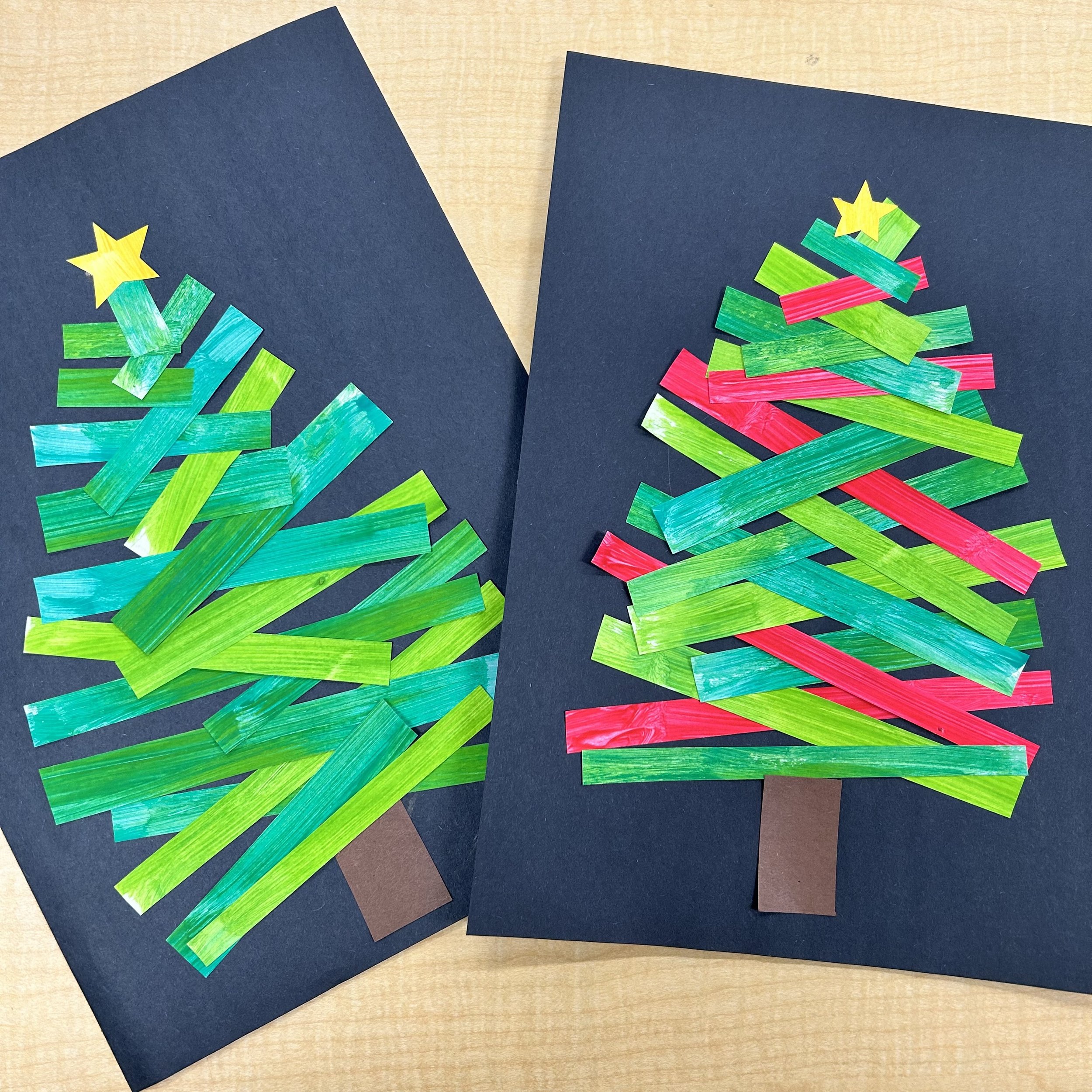 Construction Paper Christmas Tree Craft for Preschoolers