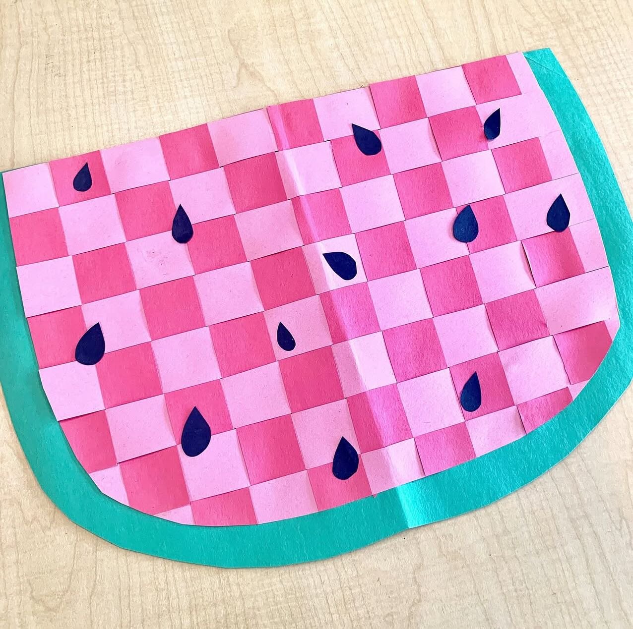 🍉 Watermelon weaving is a fun June project. I made these a few years ago with a group. They&rsquo;re in large paper format but you can adapt to smaller paper if you&rsquo;d like. 

Find this project in the summer section on my blog.