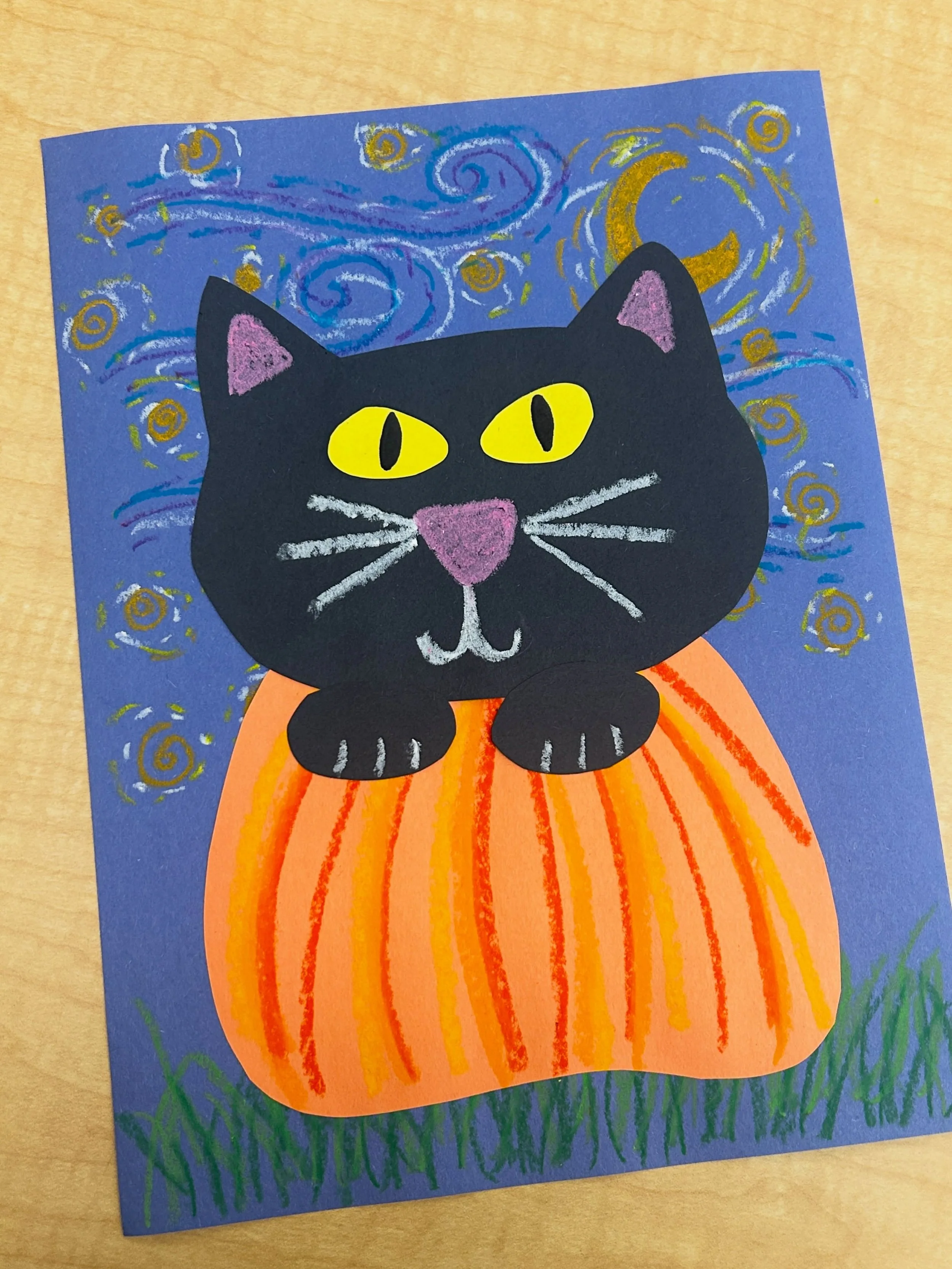👩&zwj;🎨NEW PROJECT ALERT 
Starry Night, Halloween edition 

Another option if you have students who don&rsquo;t celebrate Halloween. Pumpkins and cats are often associated with Halloween but they&rsquo;re not specific to it. You could opt to do an 