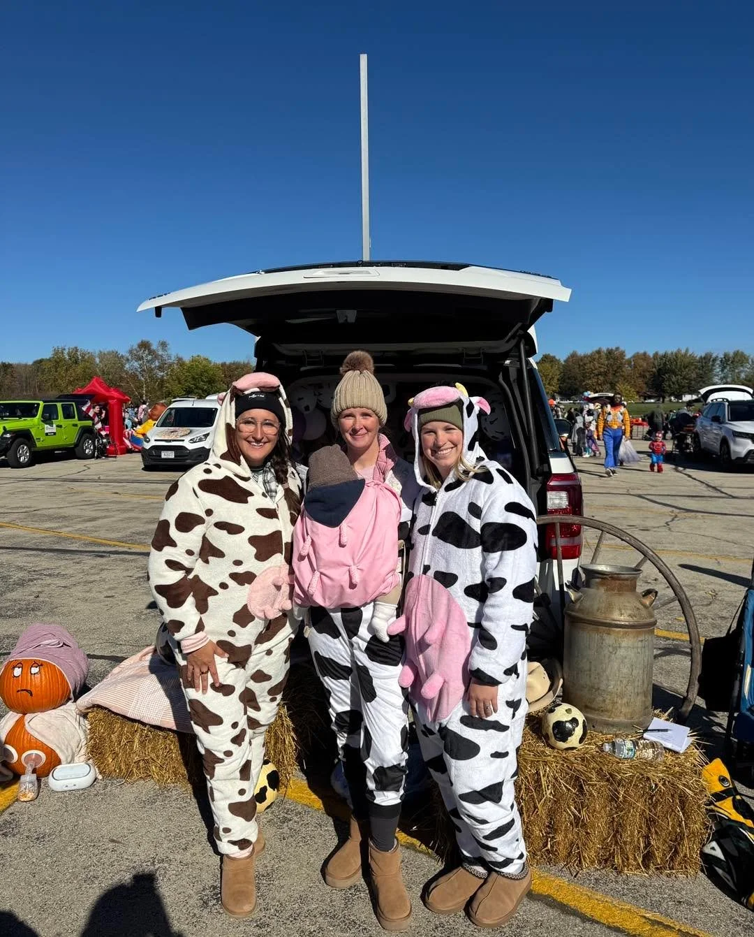 We had the best time at this weekend&rsquo;s Trunk or Treat, supporting all the local dairy farmers&hellip;AKA breastfeeding and pumping moms! 🍼🤱🏼

It was also so nice to see some of our MMW families with their grown up babies stop by too! We love