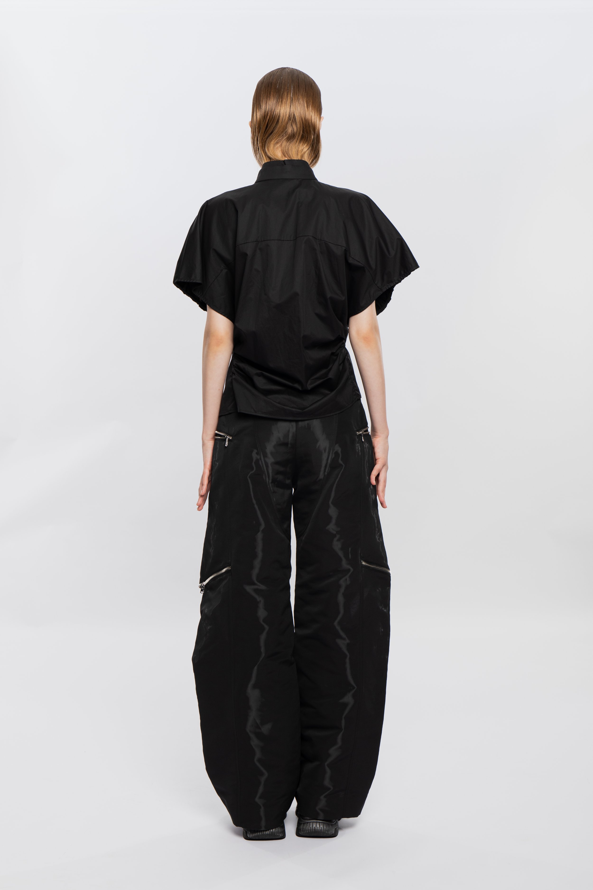 AW23TOP08B-03.jpg