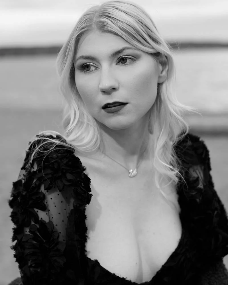 Monika Sosnowska Portrait Photography Vancouver (11).jpg