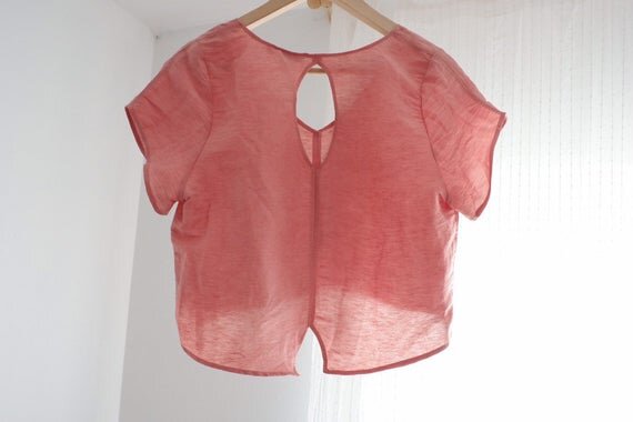 Blouse crop lin rose corail glacé semi ample