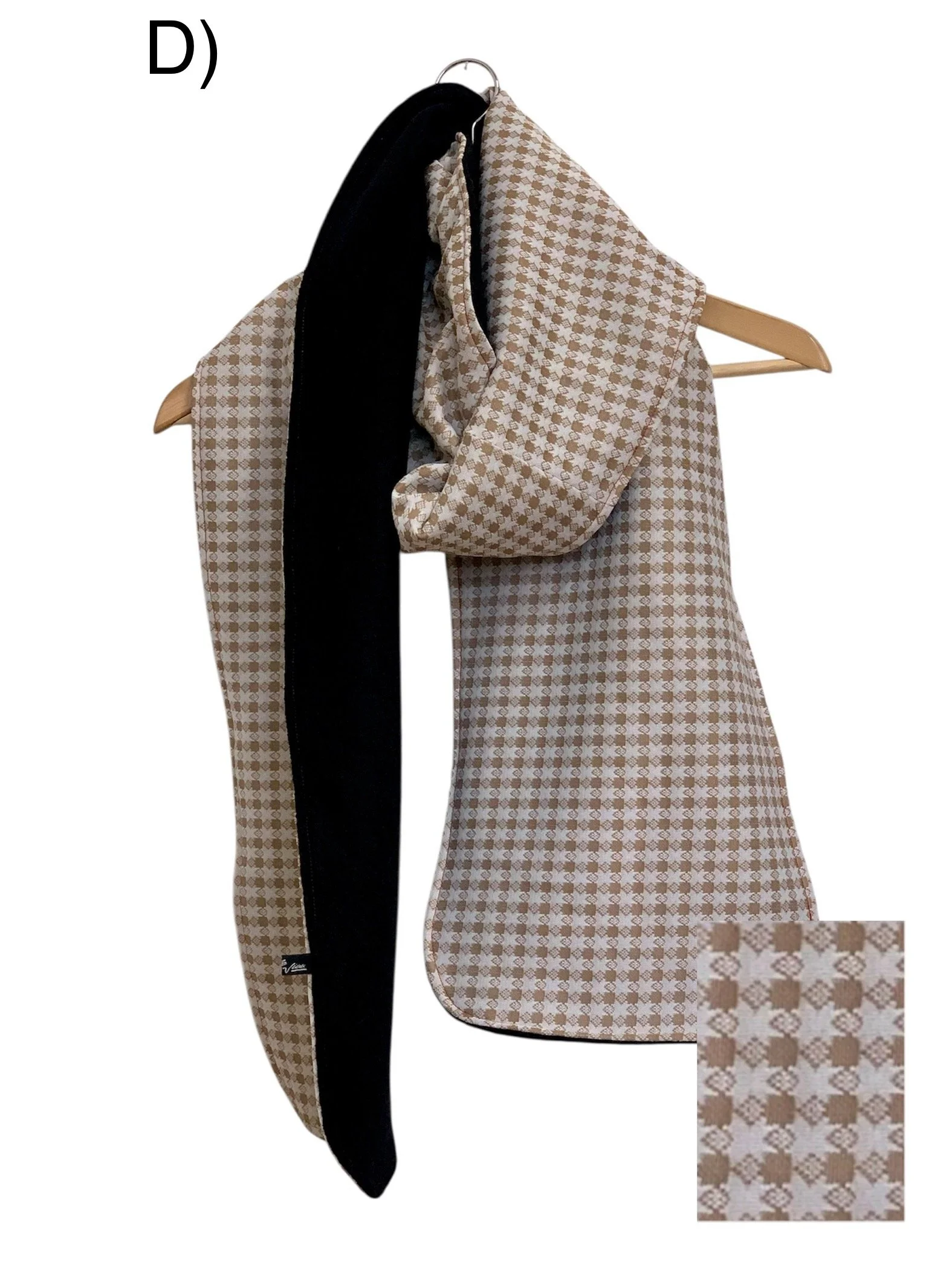 Foulard motif beige creme doublé tricot noir fait main Quebec.jpg