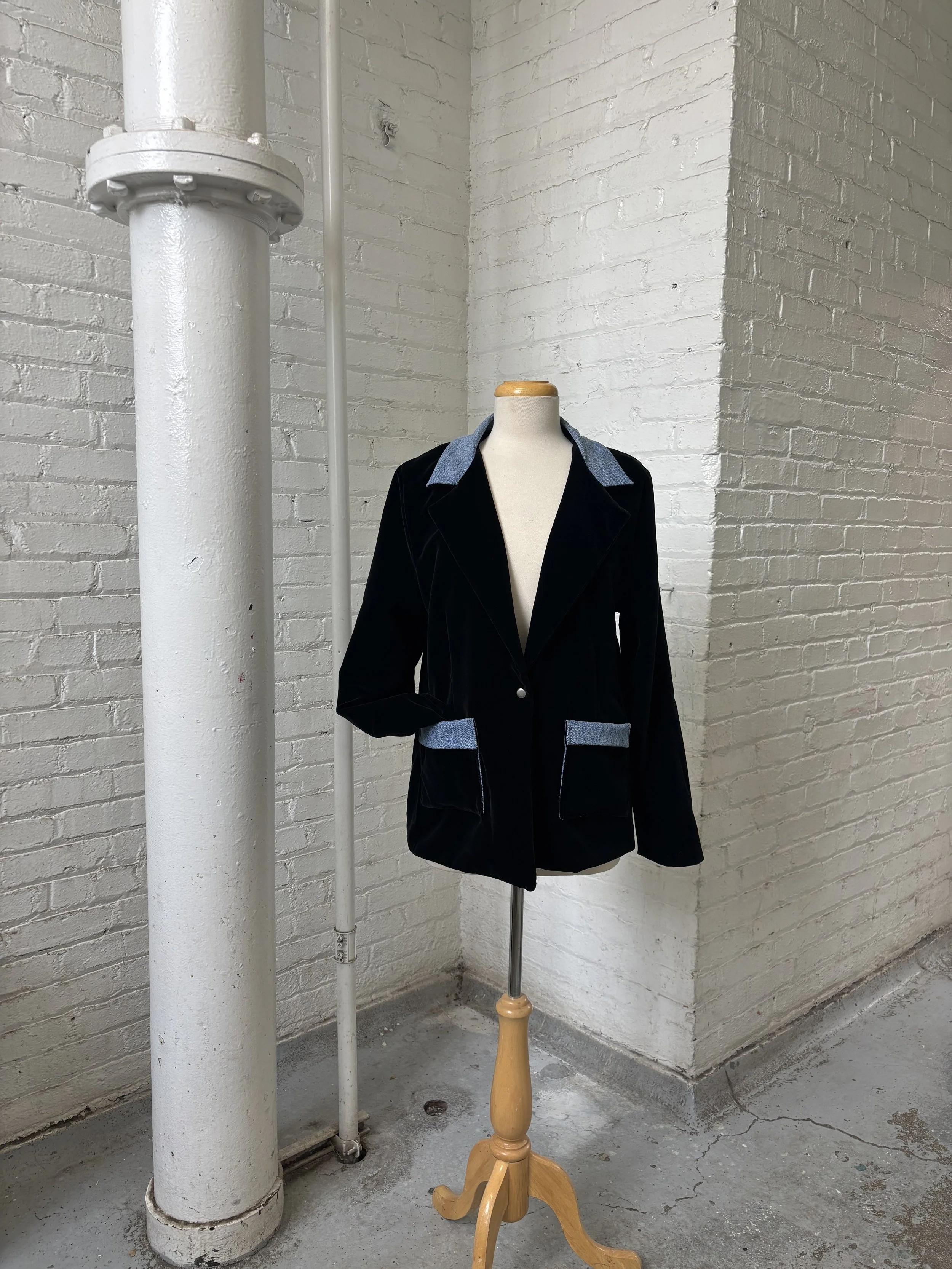Veston ample velours noir denim clair .jpeg