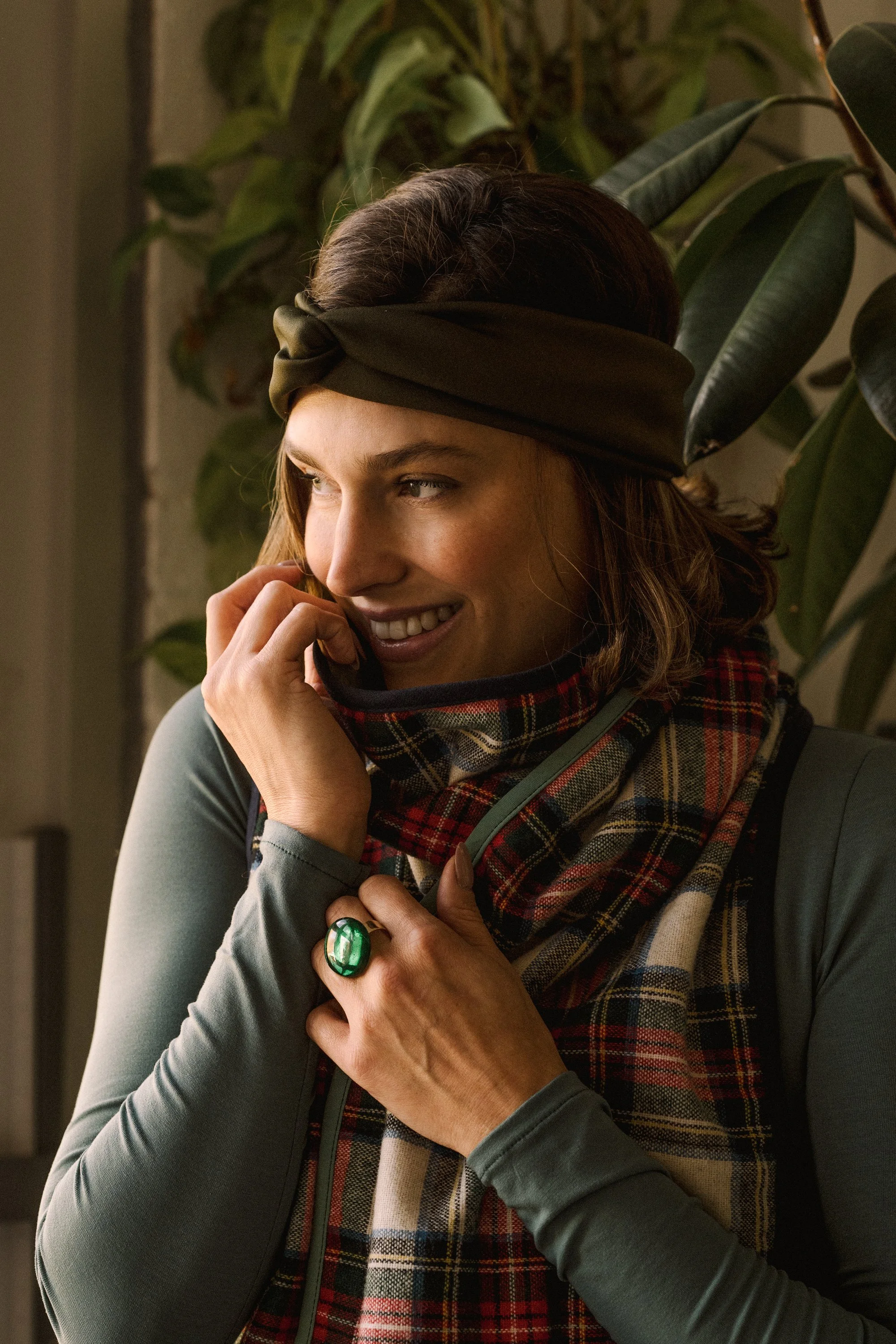 Bandeau croisé extérieur kaki foulard tartan rouge bleu blanc.jpg