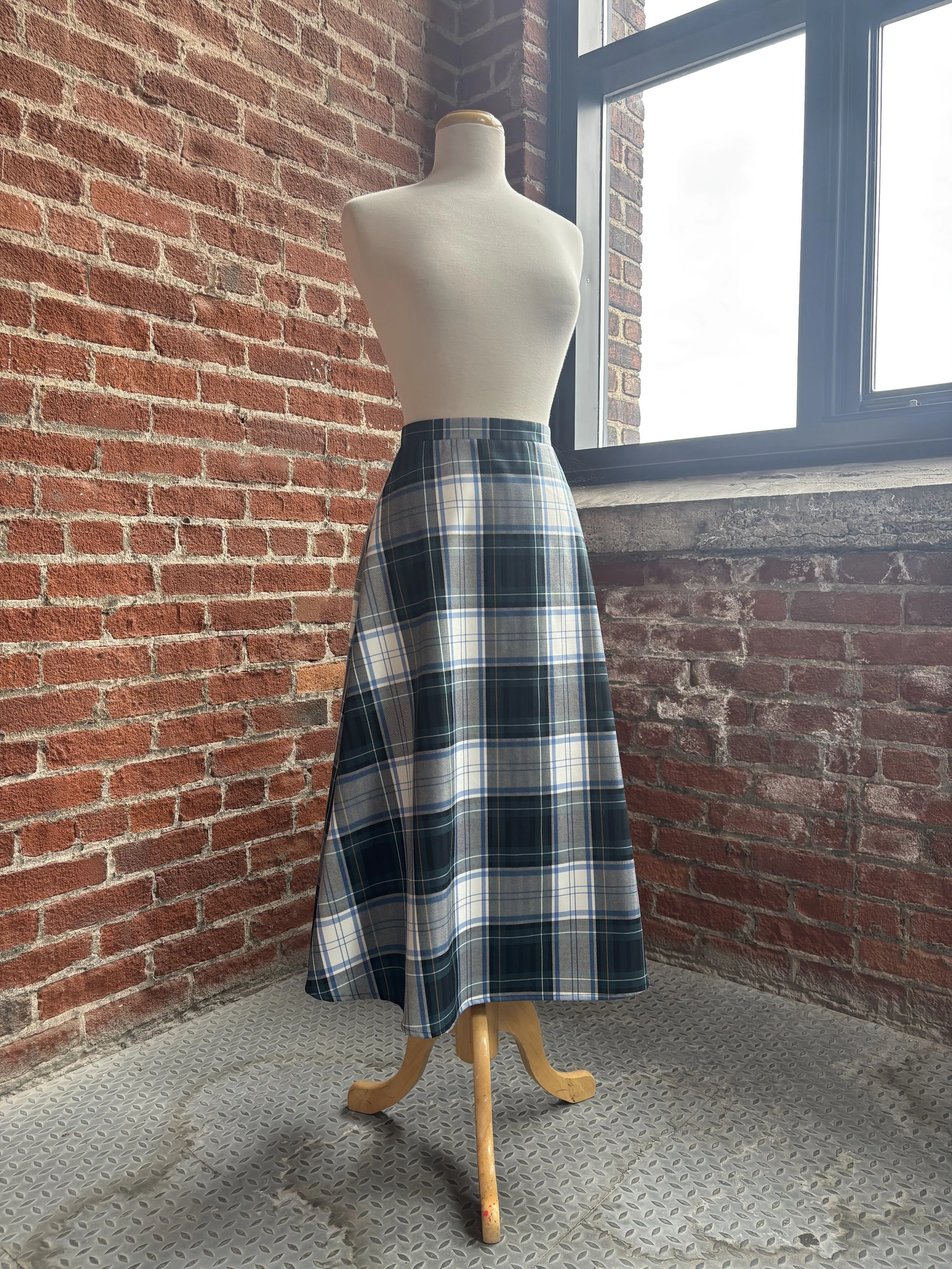 Jupe midi tartan.6.jpeg