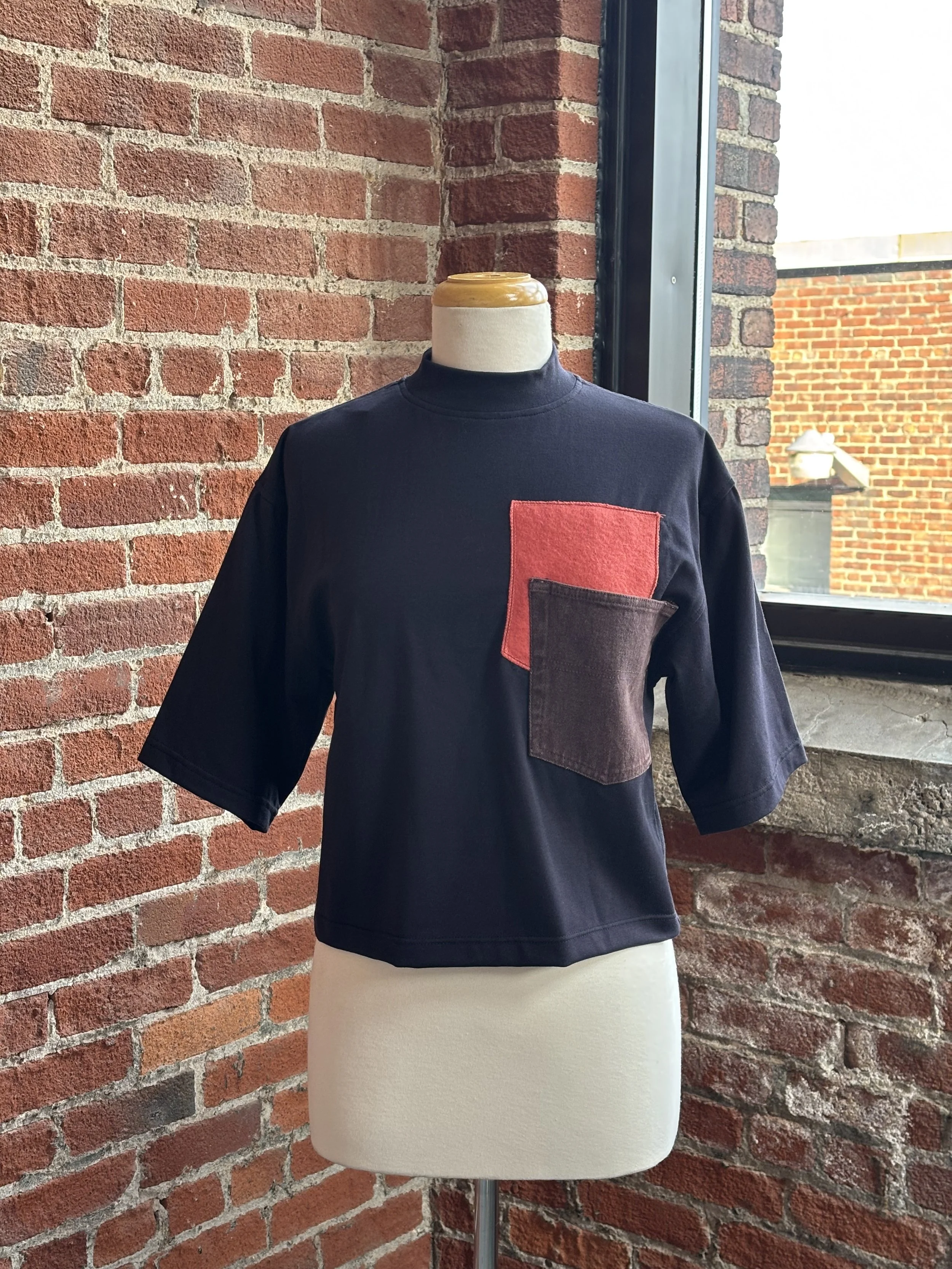 Chandail marine patch poche jean.10.jpeg