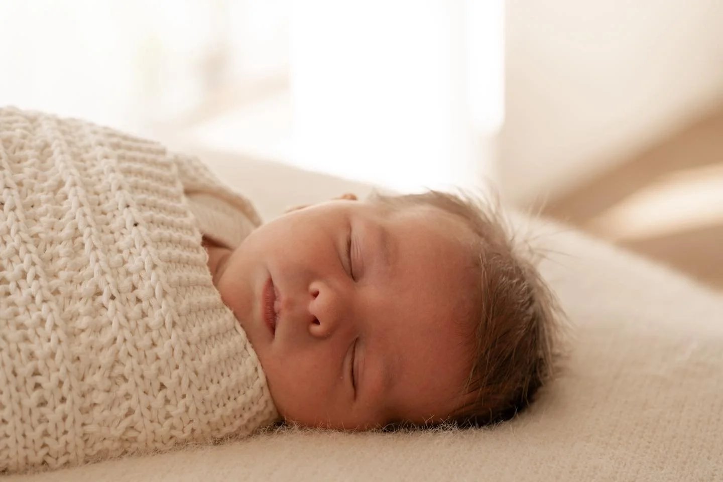 &ldquo;I am not the same person I was before I had my baby. I am stronger, softer, more tired&mdash;and more alive than ever.&rdquo; &mdash; Bren&eacute; Brown
.
.
.
.
#photographer #newborn #newbornphotography #echucaphotographer #photooftheday #new
