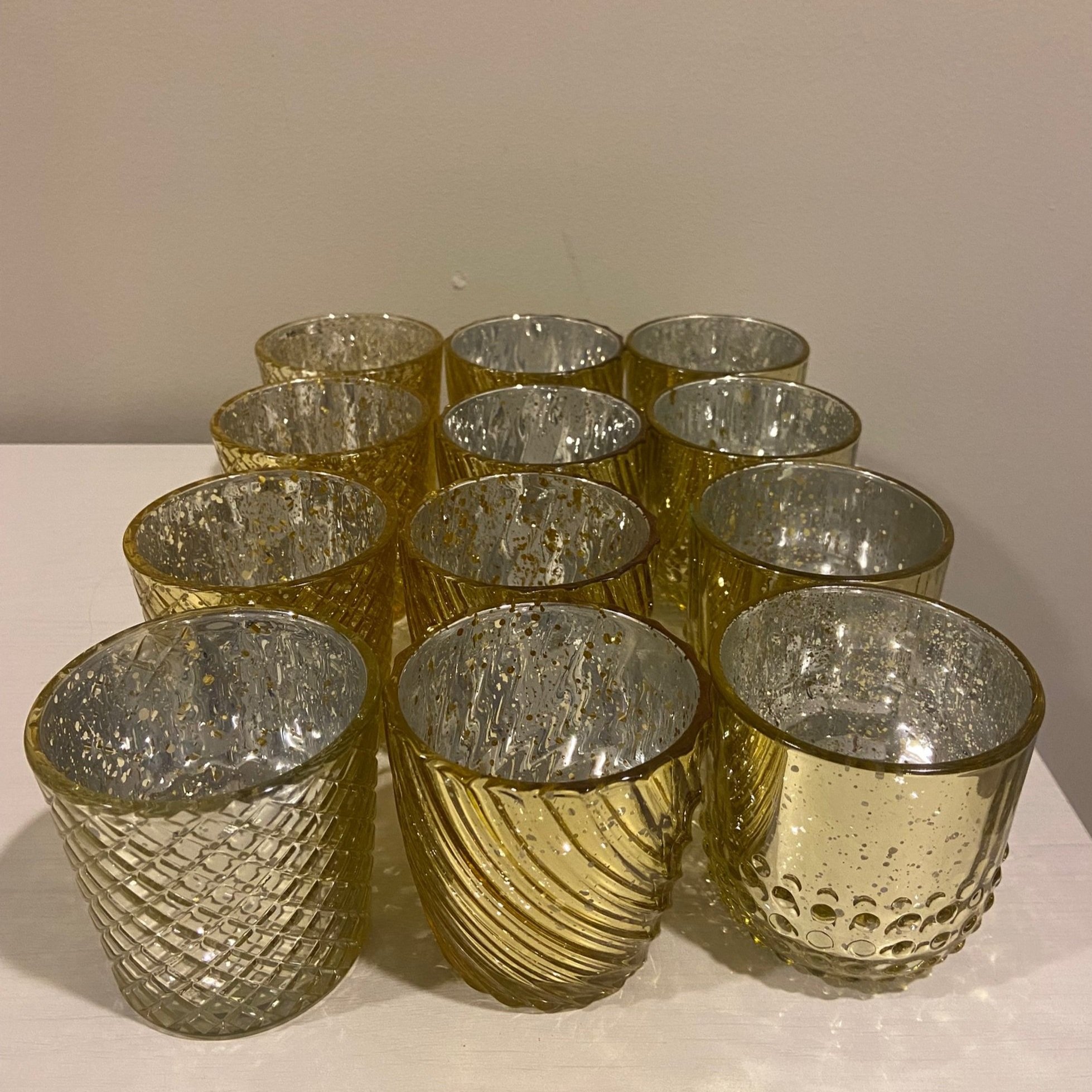 20 Gold votives