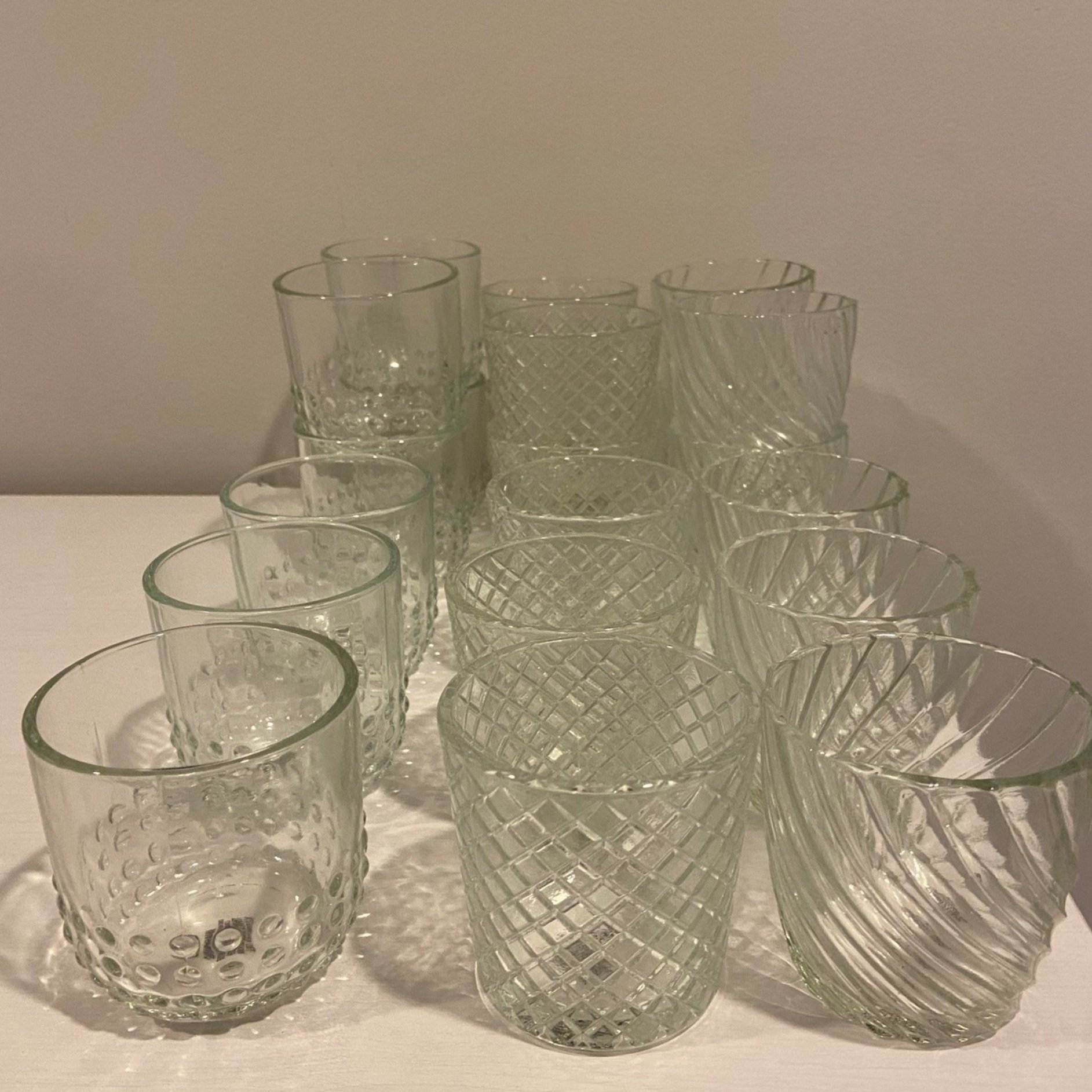 18 Clear Votives