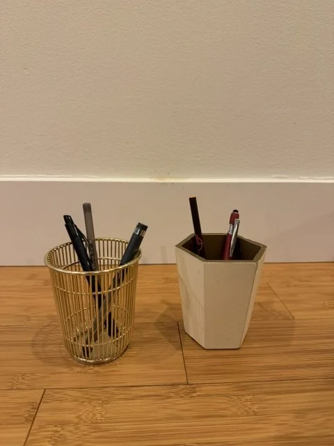 2 pen holders (used for the guest book)