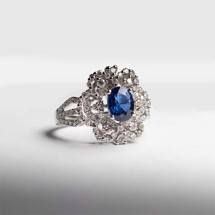 Buy 8.3ct Blue Sapphire Ring Dubai