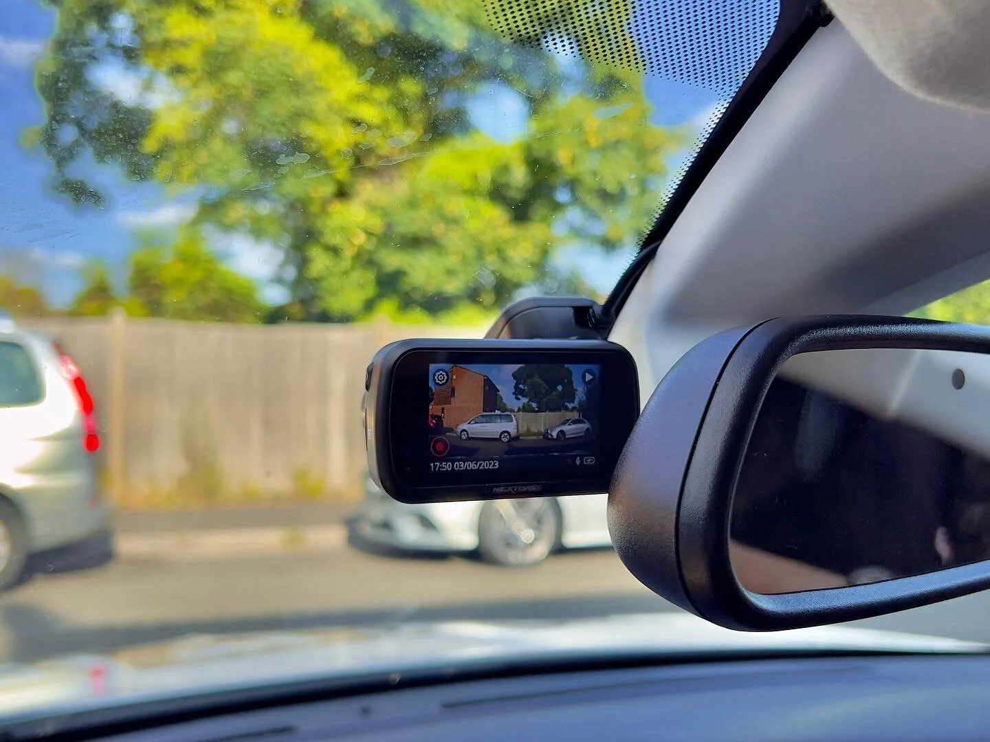 Nextbase 322 Dash cam installed for a driving instructor. 

Want your dash cam fitted also?
Message me for details 

#cars #car #supercars #carsofinstagram #london #supercar #carporn #luxury #carswithoutlimits #ferrari #photography #bmw #lamborghini 