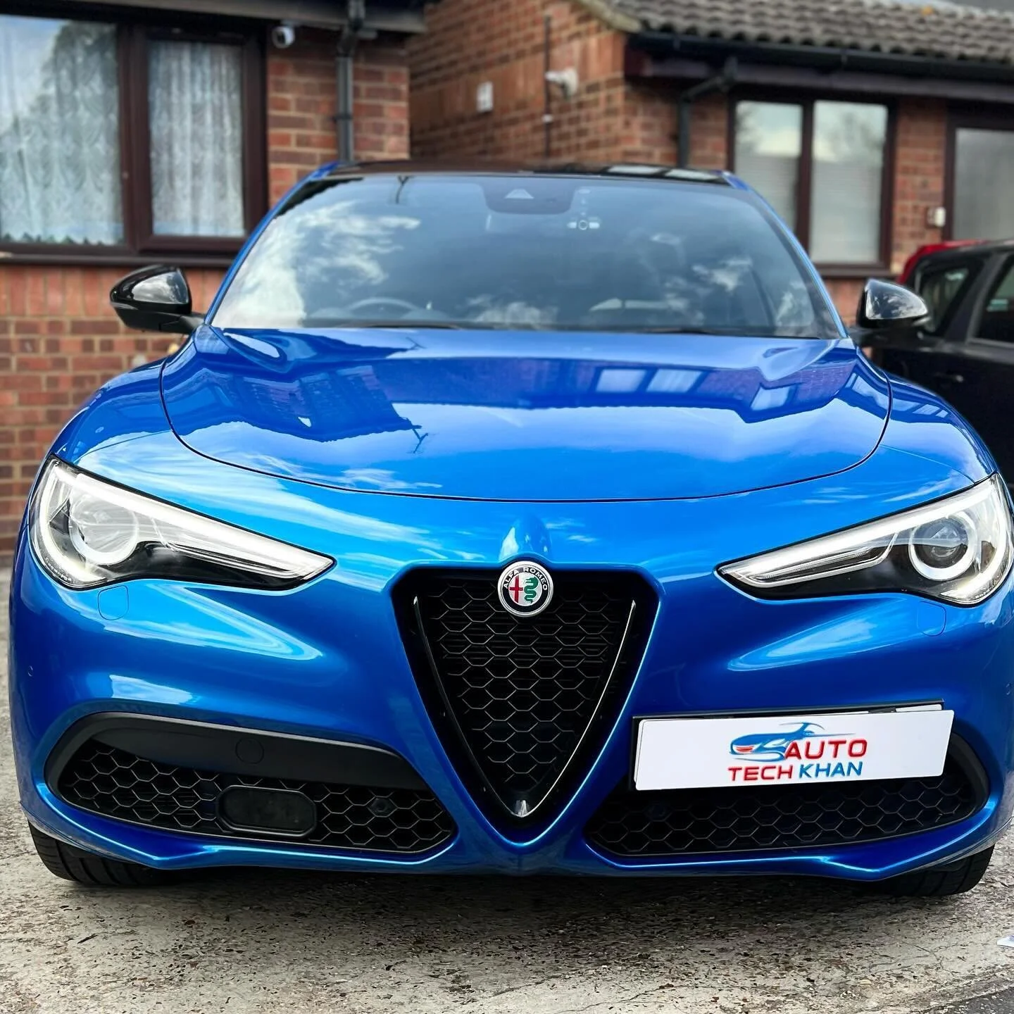 Dash Cam Installation in a Alfa Romeo Stelvio 

Want a dash cam fitted?

Message me for a quick quote 

#car #dash #dashcamera #london #followforfollowback 

Audio | Dash Cams | Reversing Cameras | Car Coding | Diagnostic