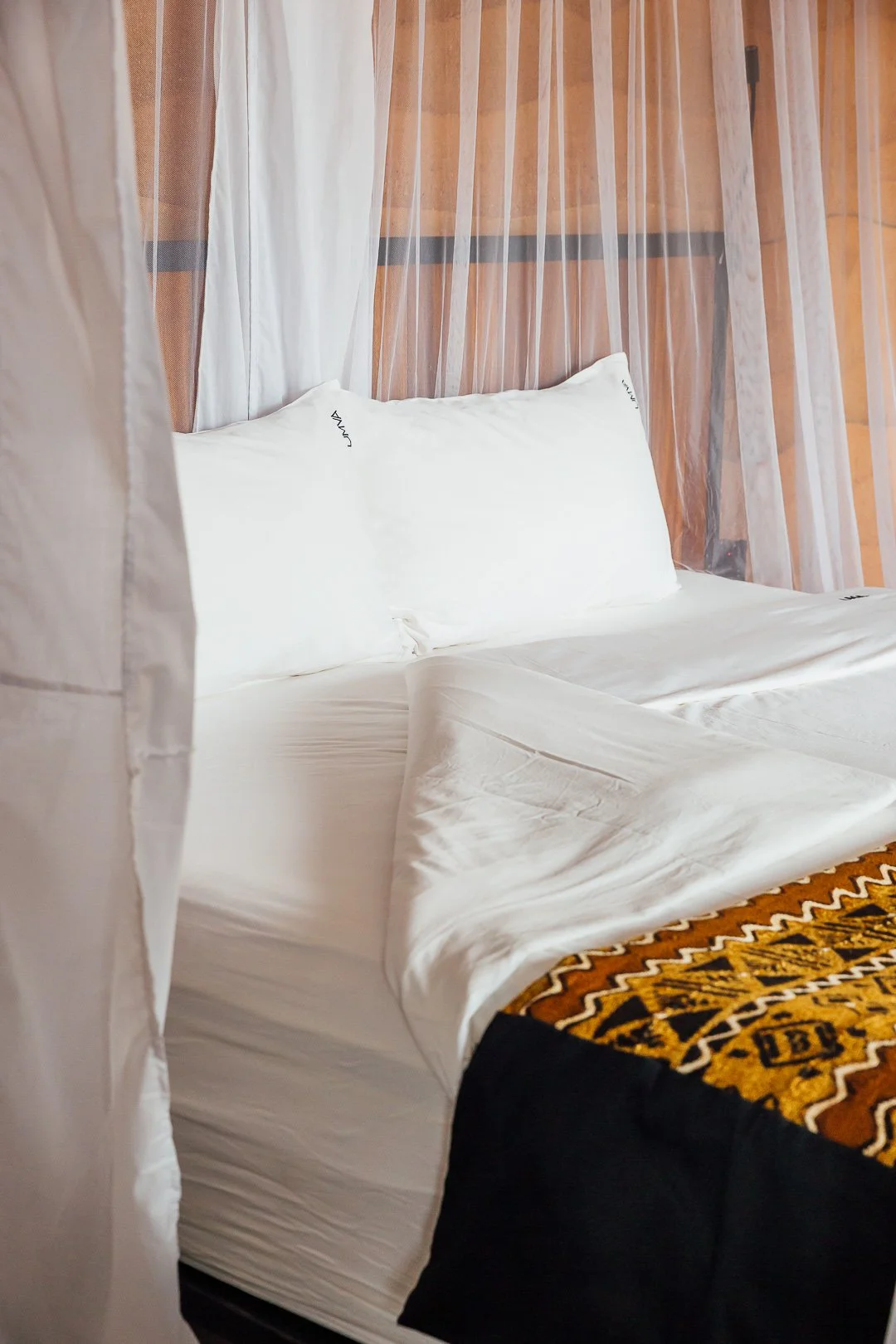 Netting and fresh linen