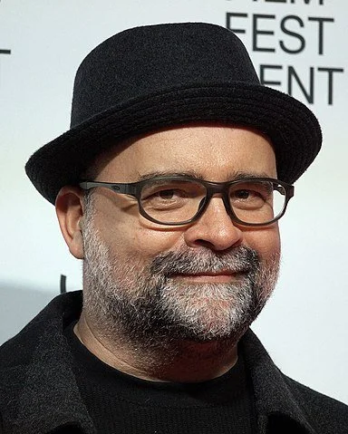 384px-Peet_Gelderblom_(2020) copy.jpg