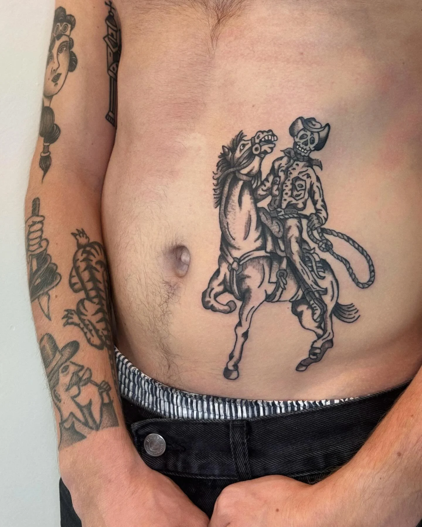 Last week was skeleton-week and send-olaf-healed-picture week so here&rsquo;s another skeleton and a bunch of healed pictures! thanks for looking