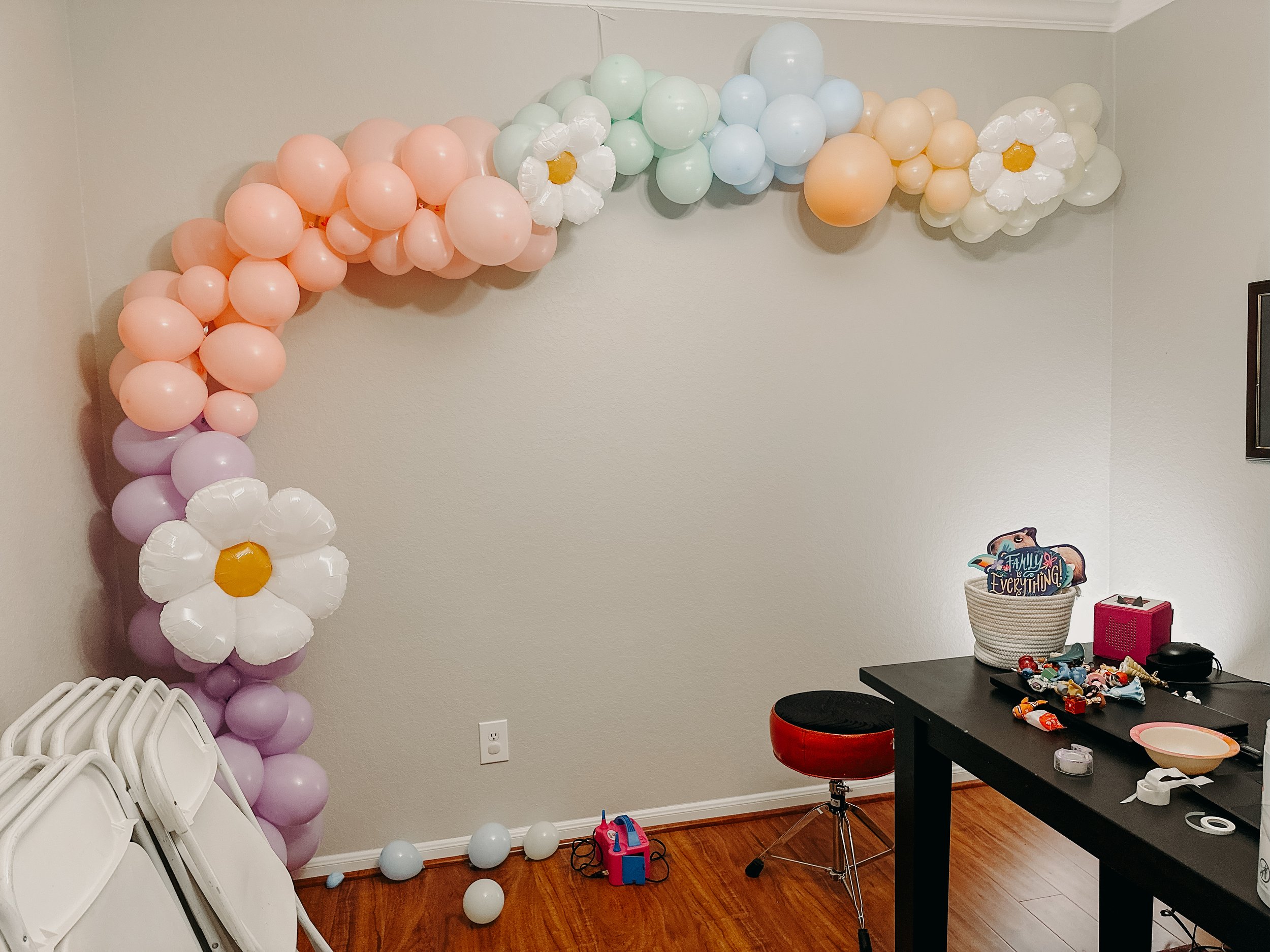 Balloon Arch.jpg