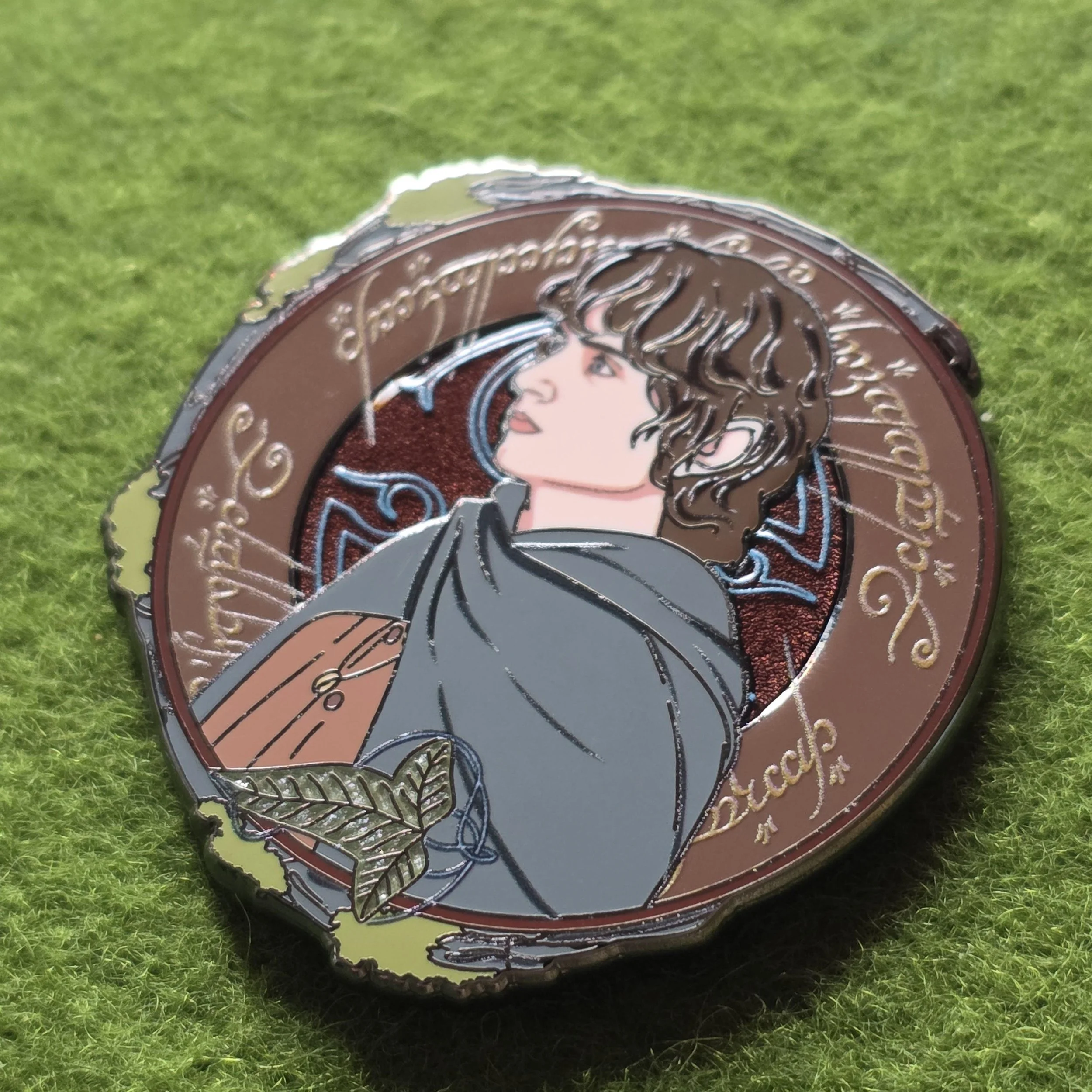 LOTR Portraits Frodo angle.jpg